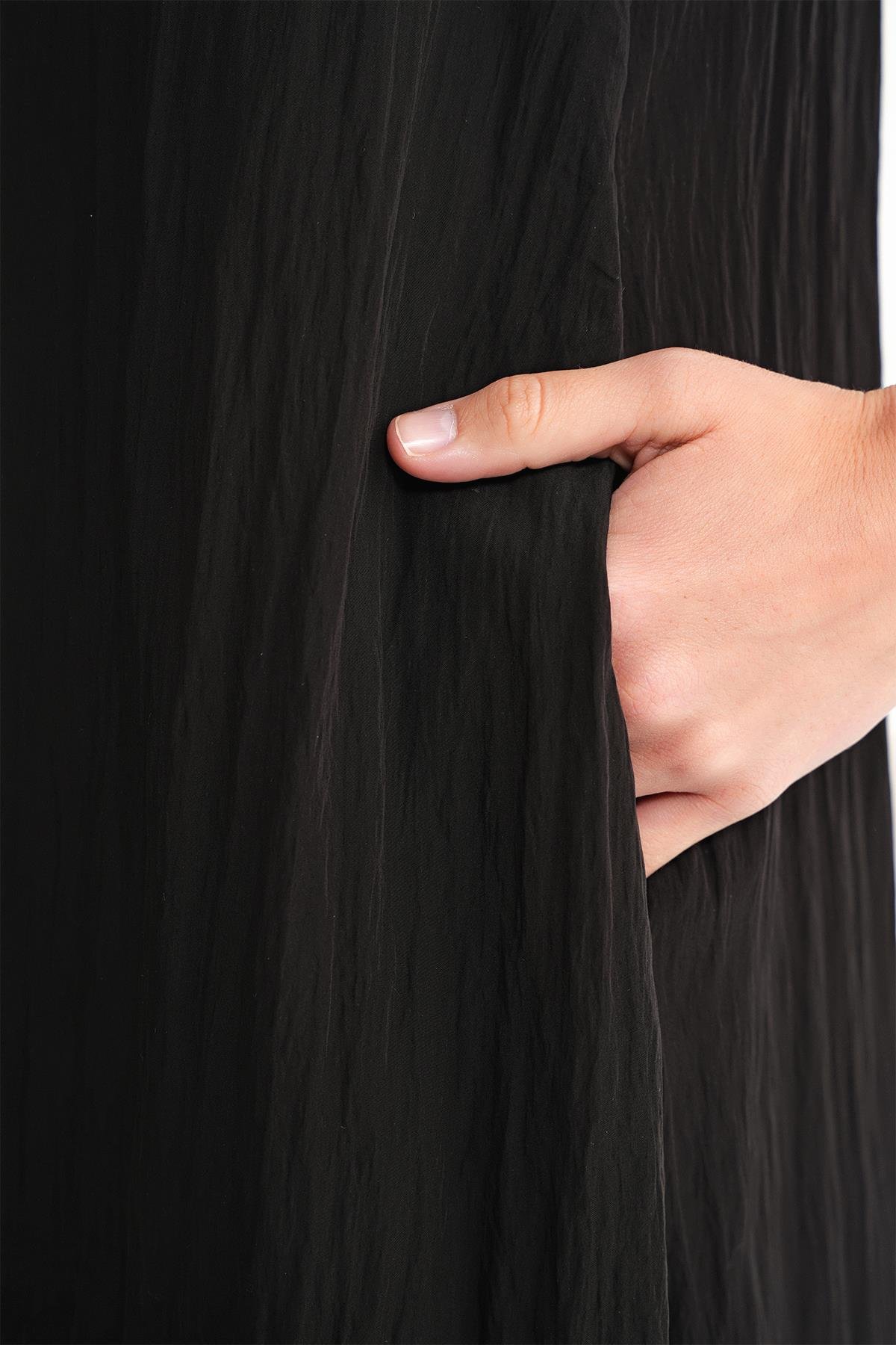 4700 Kadın V Yaka Önü Pileli Elbise Siyah