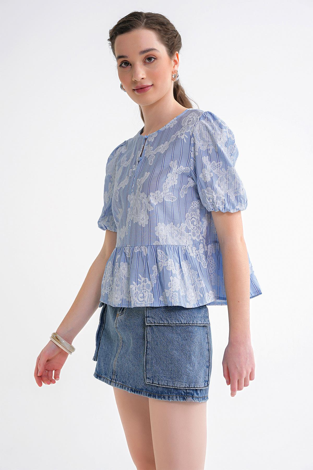 4701 Kadın Çiçek Baskılı Peplum Bluz Mavi