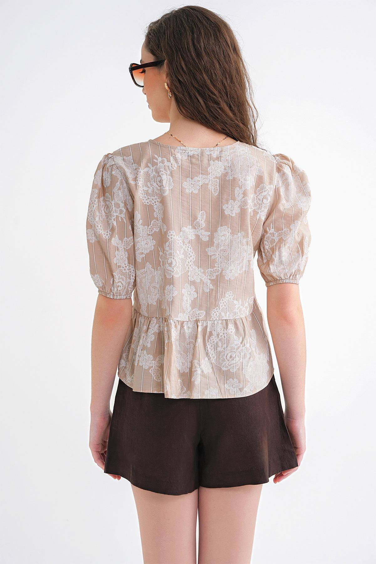 4701 Kadın Çiçek Baskılı Peplum Bluz Taş