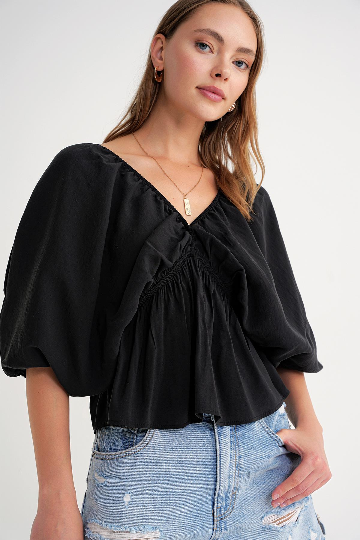 4703 Kadın V Yaka Lastikli Modal Bluz Siyah