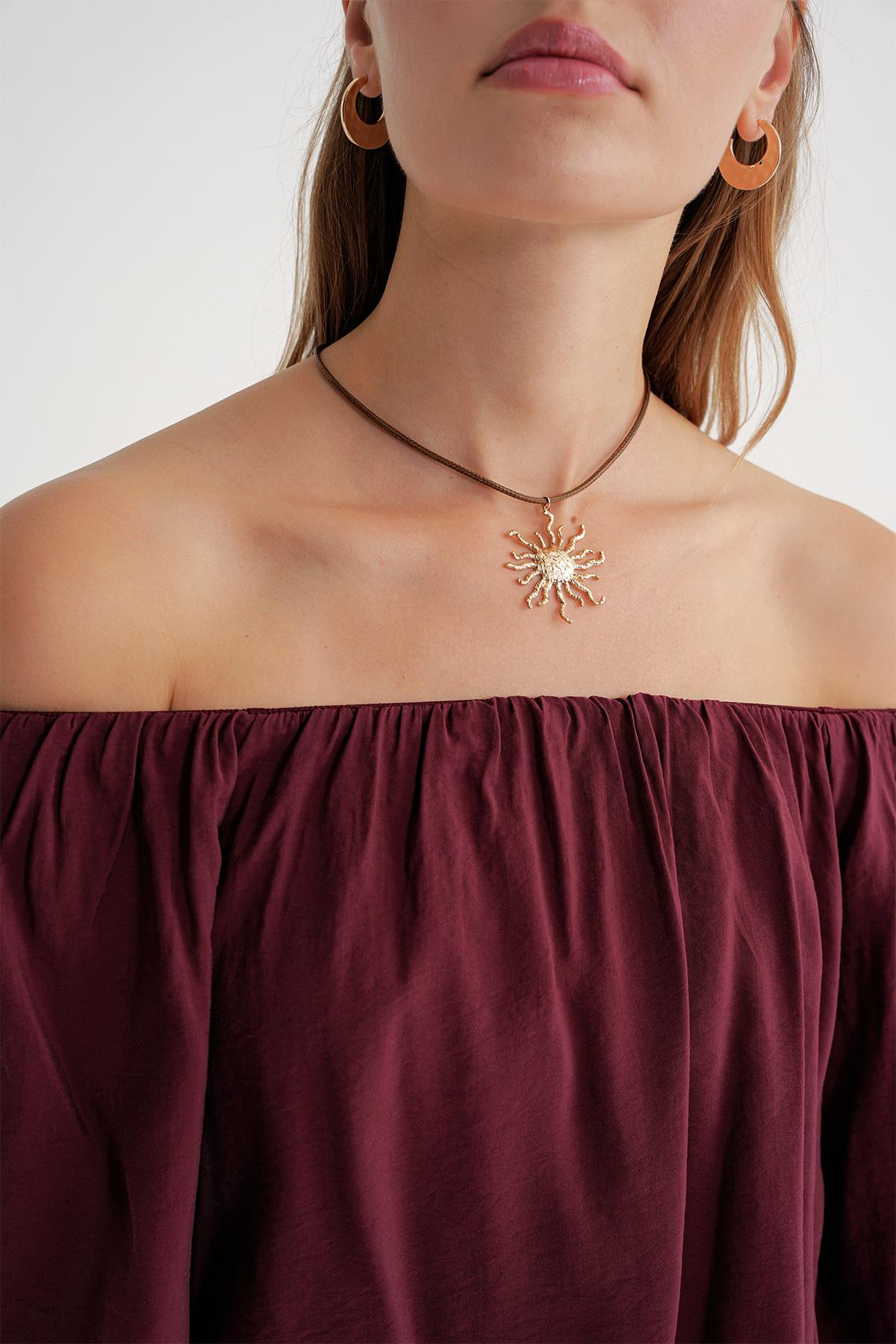 4706 Kadın Sırtı Açık Balon Kol Straplez Bluz Bordo