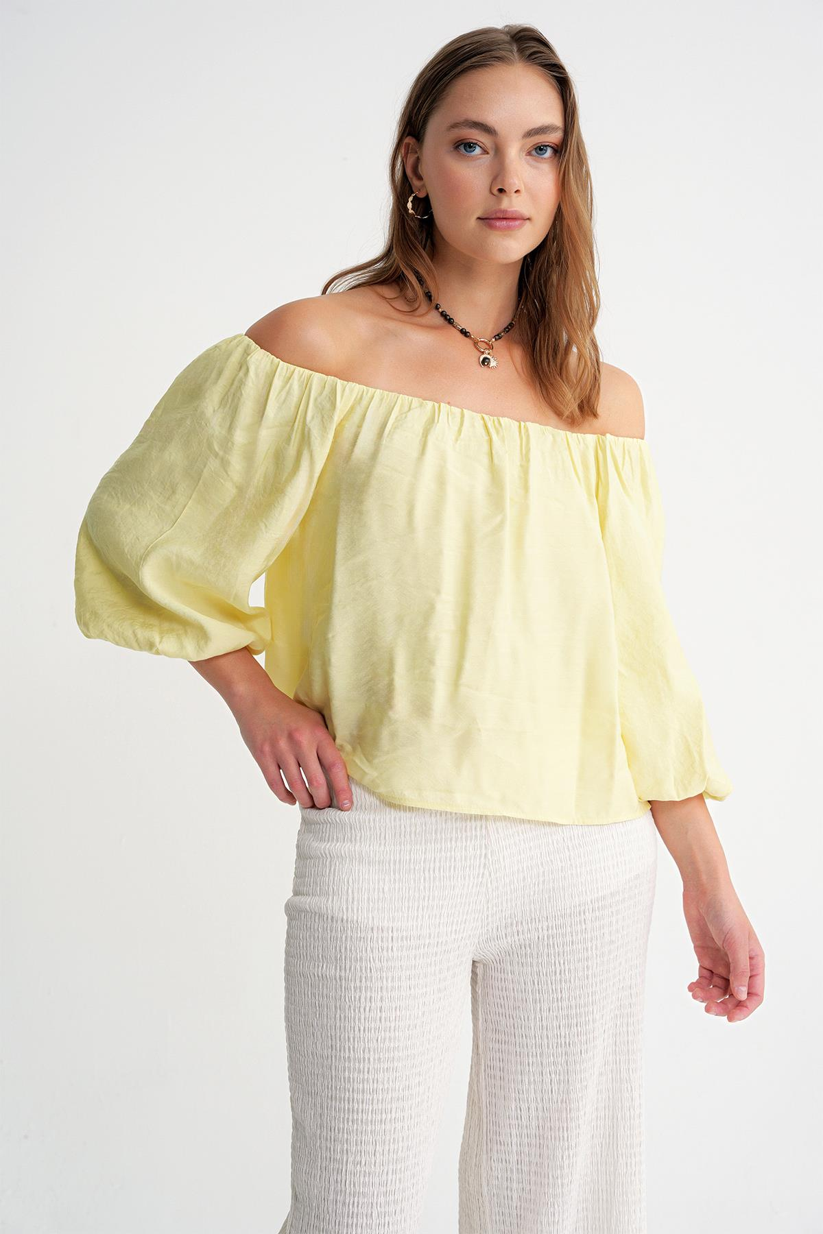 4706 Kadın Sırtı Açık Balon Kol Straplez Bluz Sarı