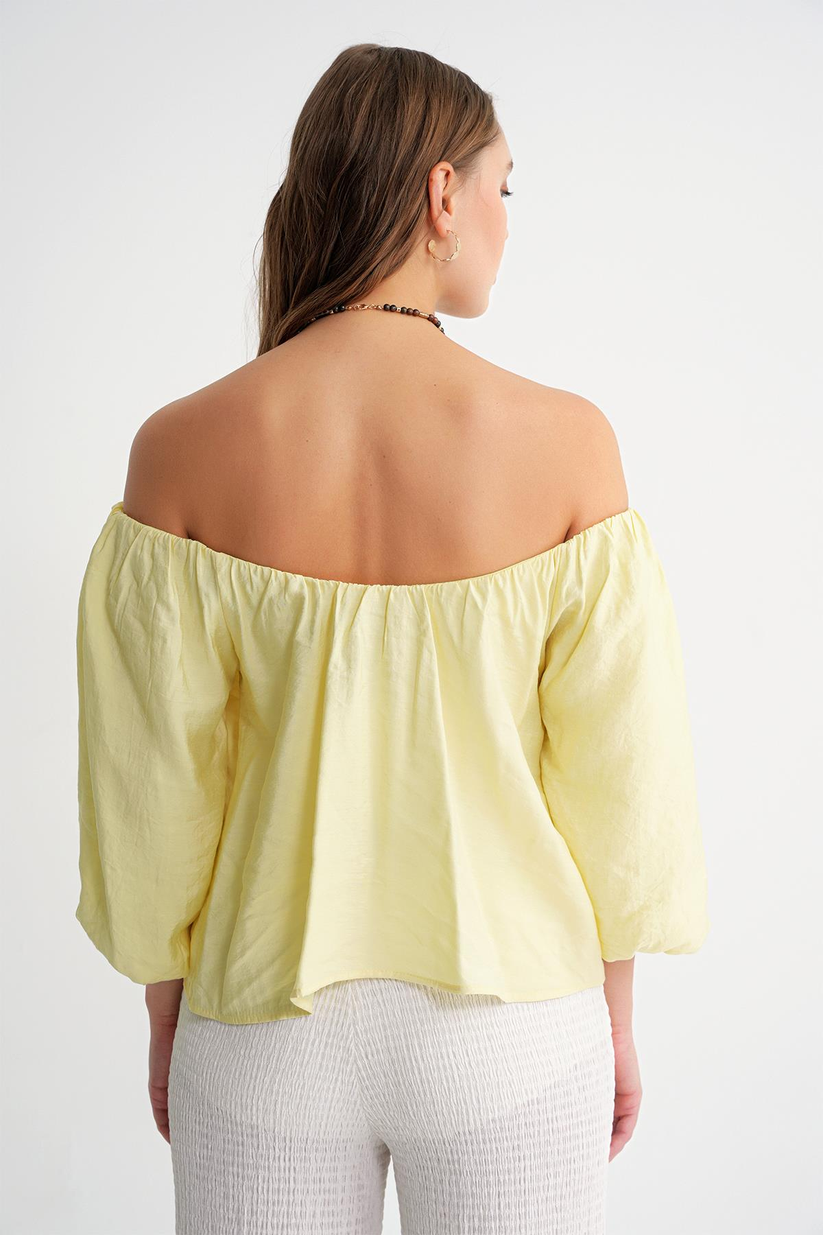 4706 Kadın Sırtı Açık Balon Kol Straplez Bluz Sarı
