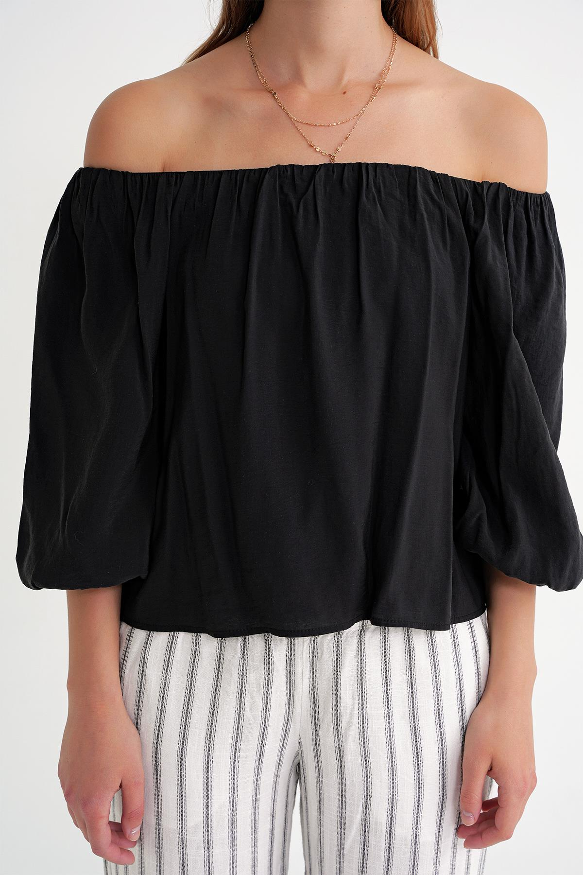 4706 Kadın Sırtı Açık Balon Kol Straplez Bluz Siyah