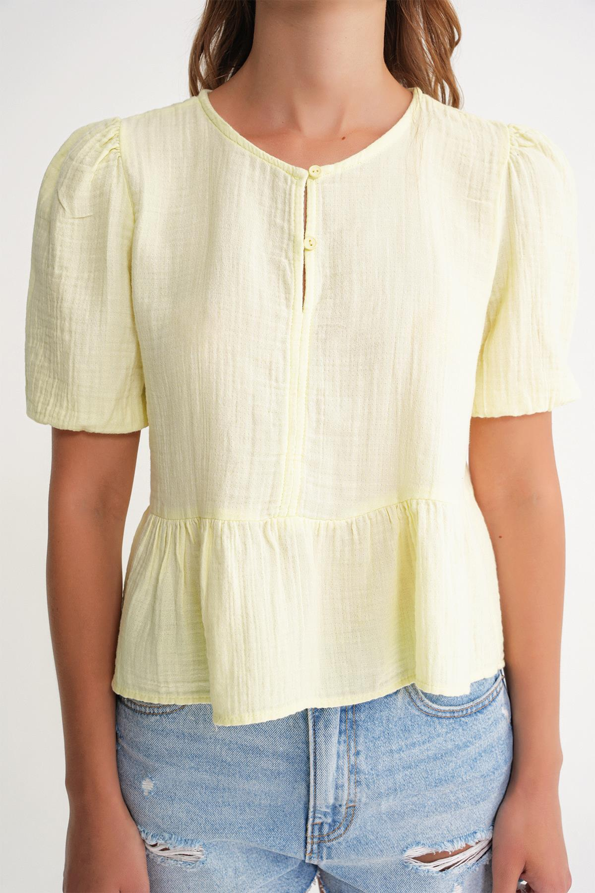 4713 Kadın Beli Büzgülü Kolu Lastikli Bol Müslin Bluz Pastel Sarısı
