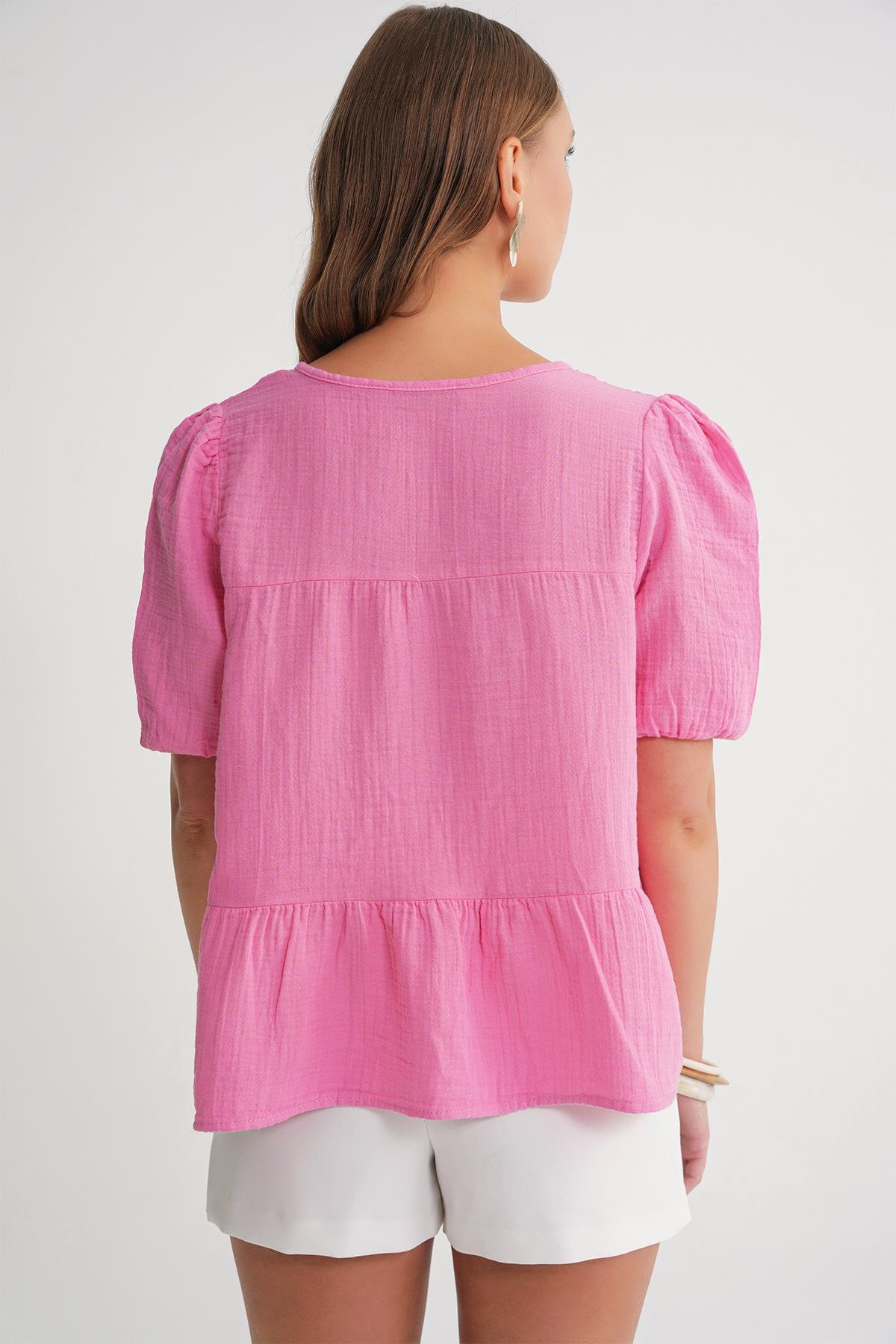 4715 Kadın Yakası Bağlamalı Kısa Kol Müslin Bluz Pembe