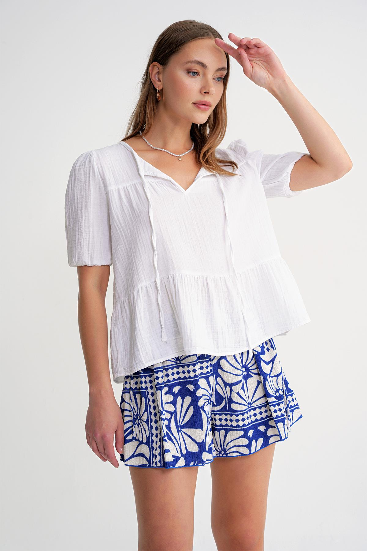 4715 Kadın Yakası Bağlamalı Kısa Kol Müslin Bluz Beyaz