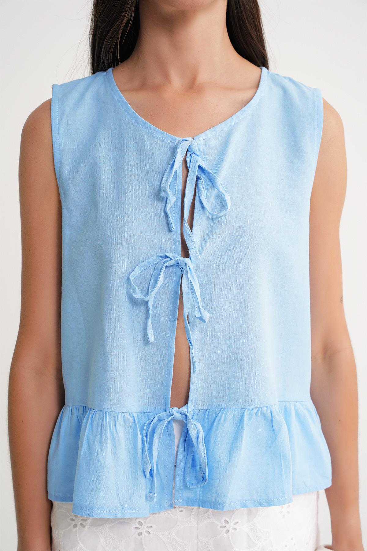4717 Kadın Önü Bağcıklı Fırfırlı Kolsuz Keten Bluz Mavi