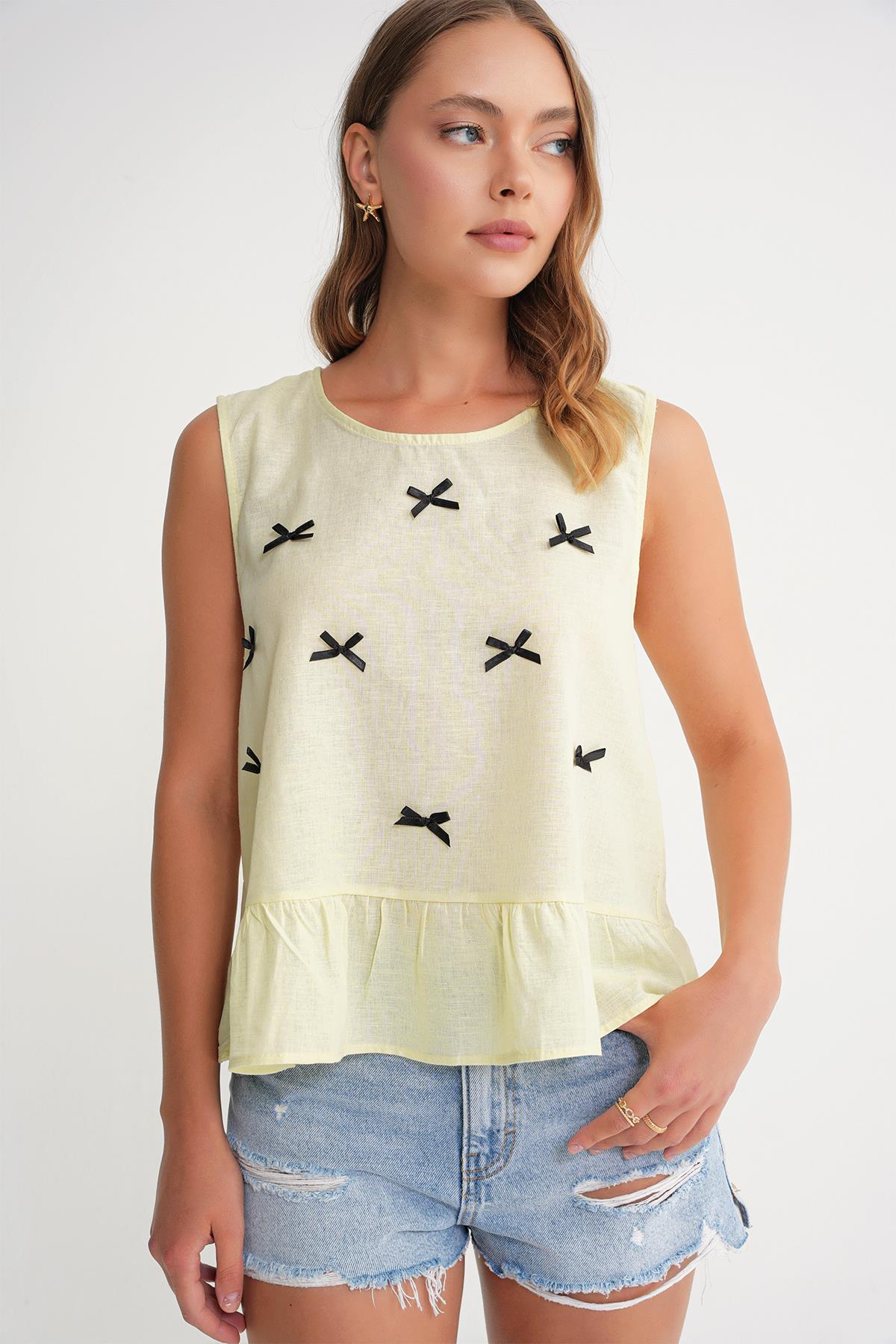 4718 Kadın Fiyonk Detaylı Fırfırlı Keten Bluz Sarı