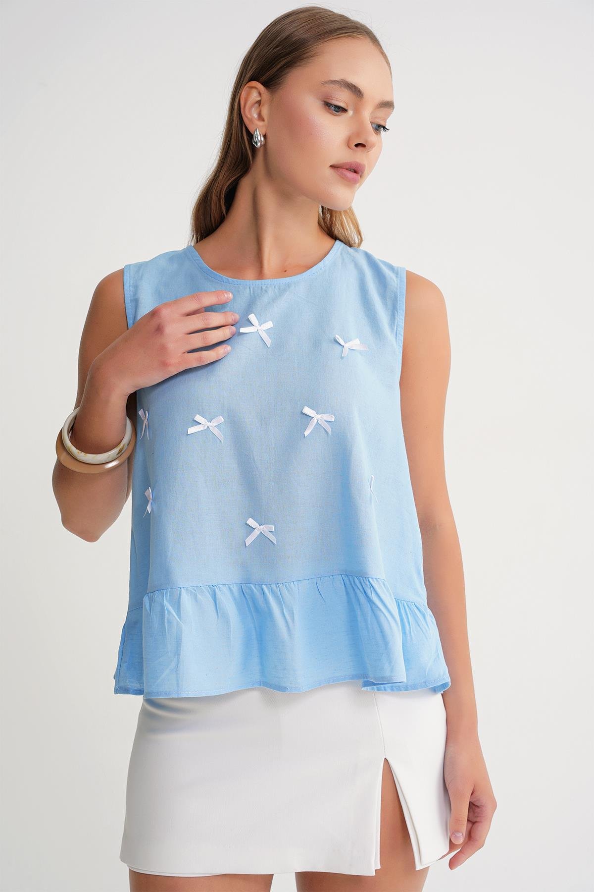 4718 Kadın Fiyonk Detaylı Fırfırlı Keten Bluz Bebe Mavi