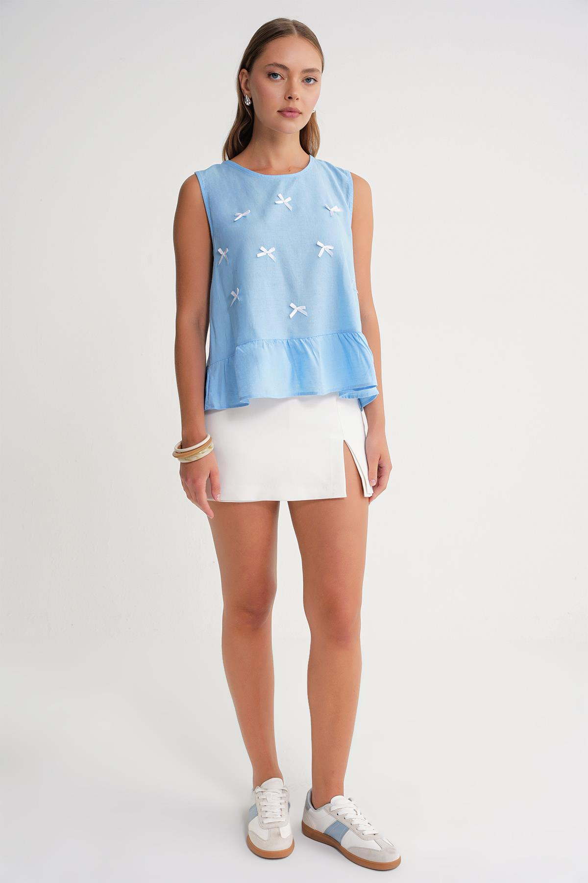 4718 Kadın Fiyonk Detaylı Fırfırlı Keten Bluz Bebe Mavi