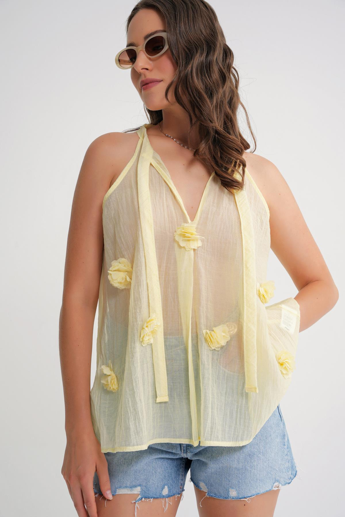 4719 Kadın Çicek Detaylı Transparan Bağlamalı Bluz Sarı