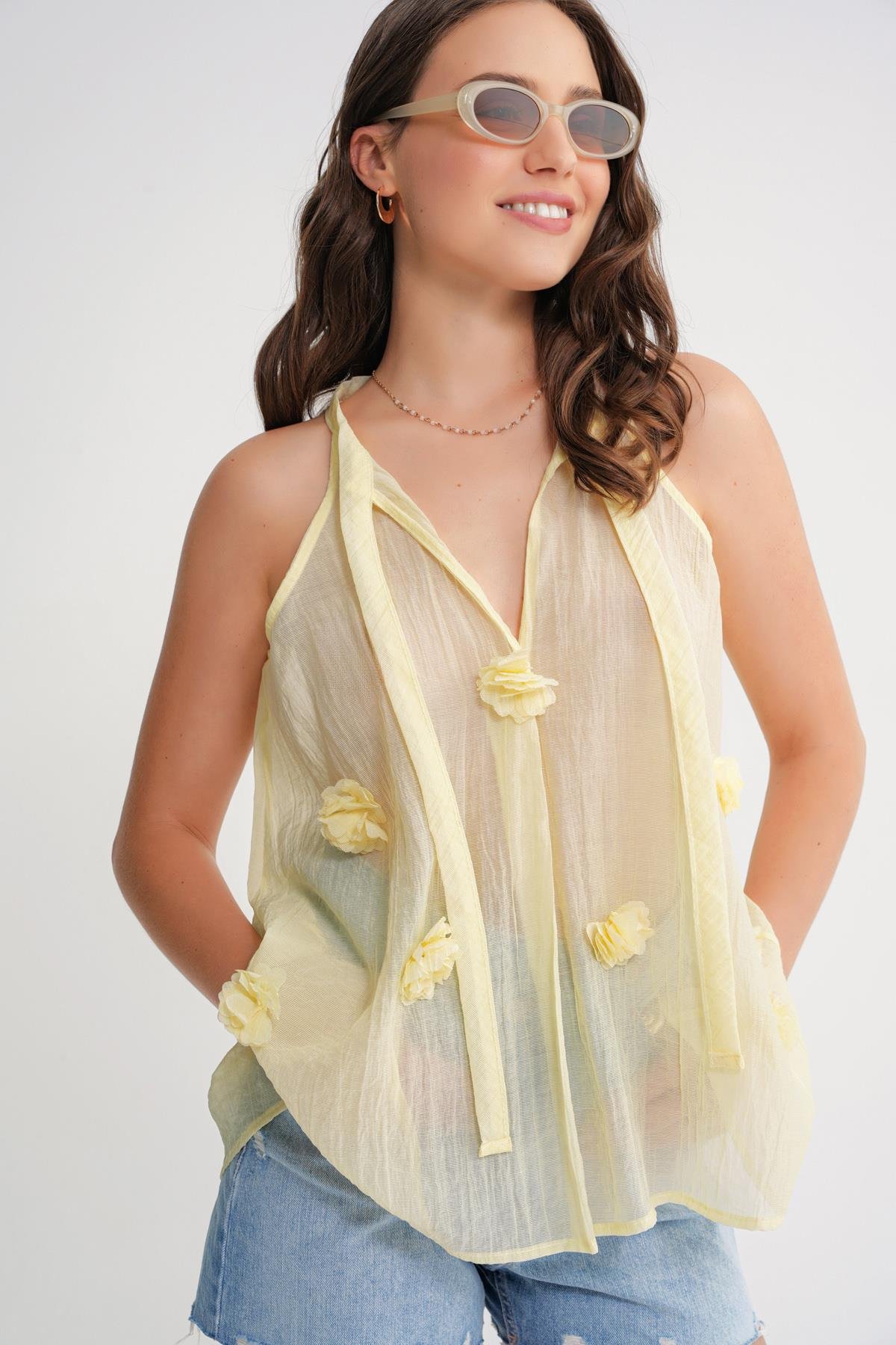 4719 Kadın Çicek Detaylı Transparan Bağlamalı Bluz Sarı