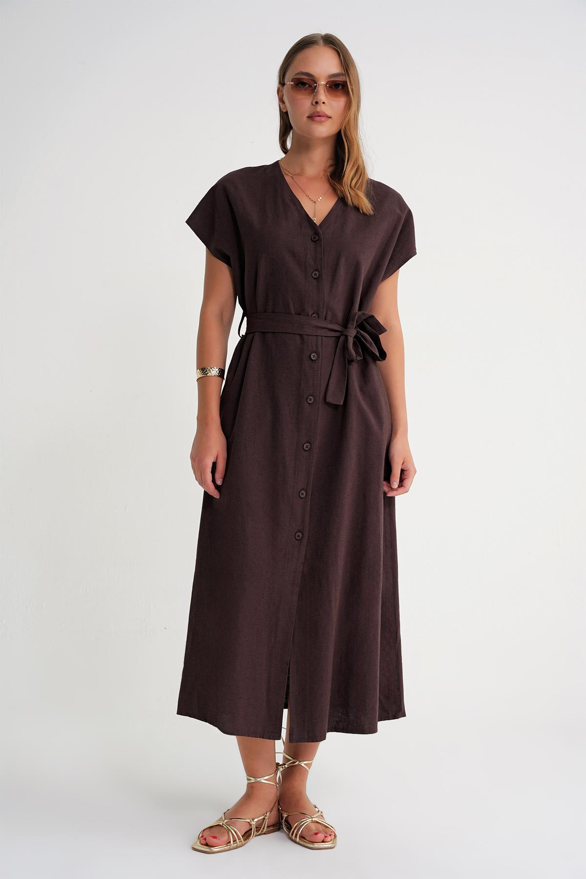 4721 Kadın V Yaka Düğme Detaylı Elbise Kahve