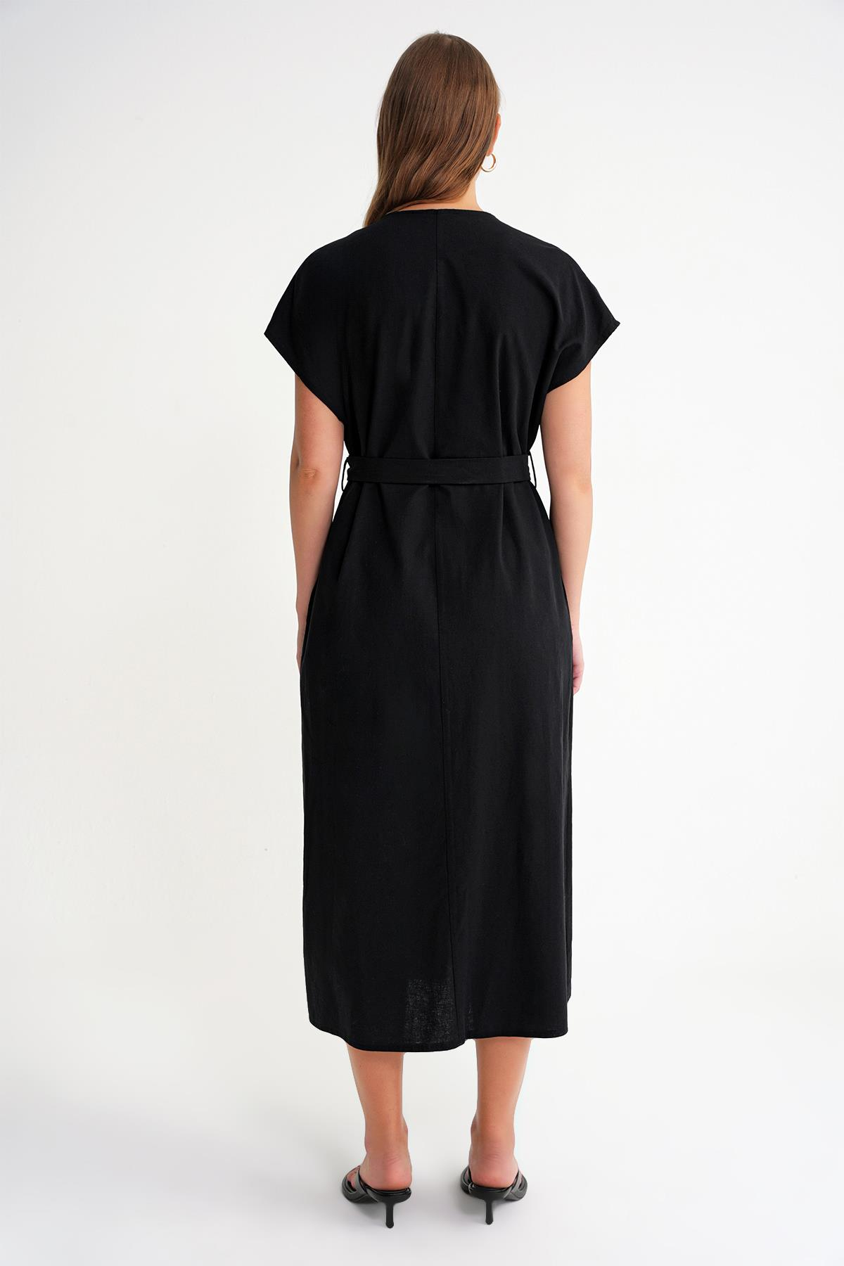 4721 Kadın V Yaka Düğme Detaylı Elbise Siyah