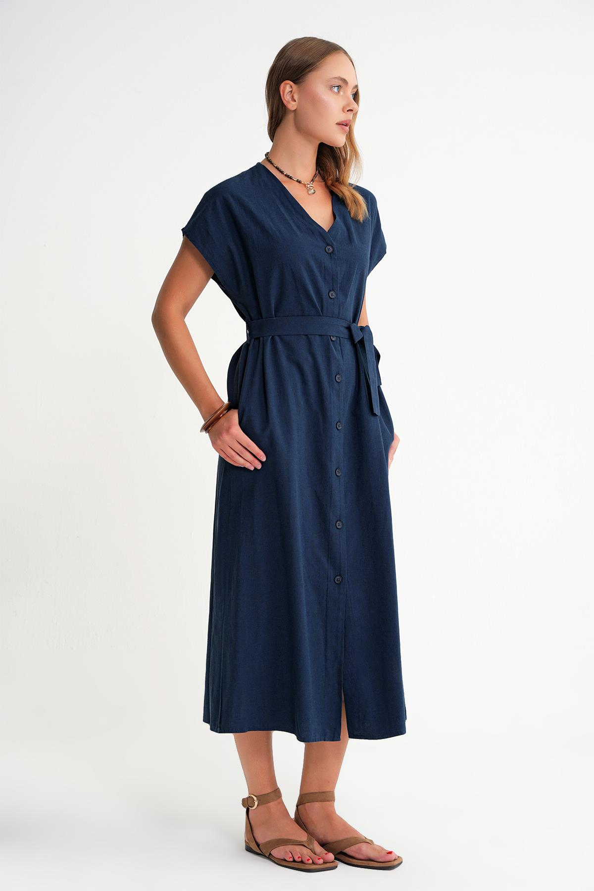 4721 Kadın V Yaka Düğme Detaylı Elbise Lacivert