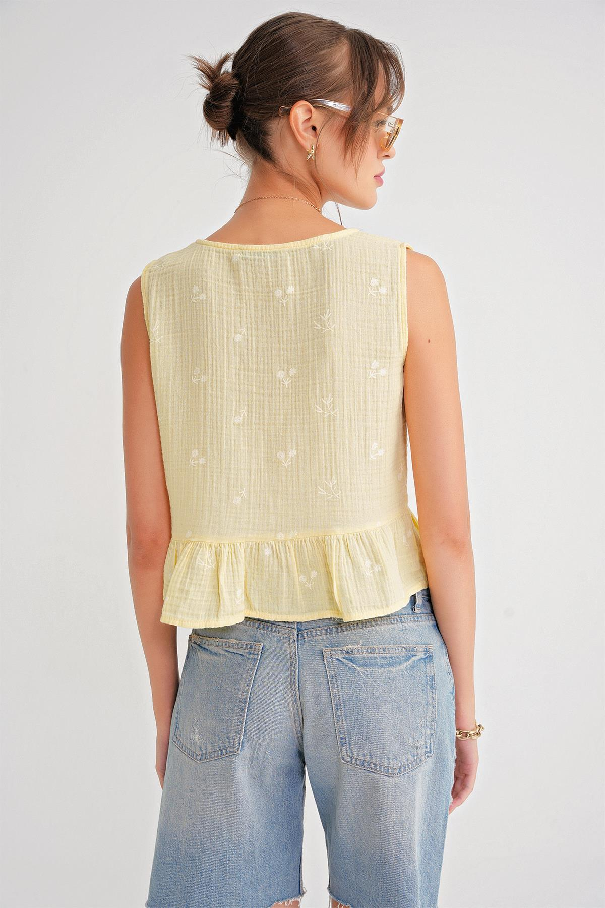 4724 Kadın Çicek Desenli Bağlamalı Müslin Bluz Sarı