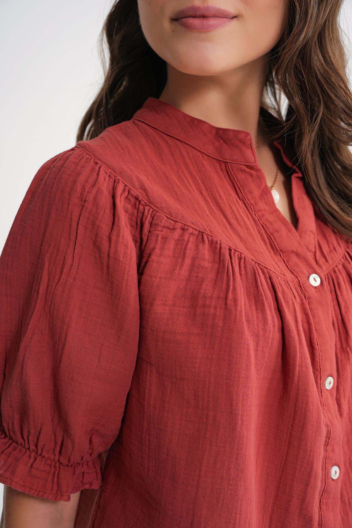 4725 Kadın Büzgü Robalı Kolu Fırfırlı Müslin Gömlek Kızılcık