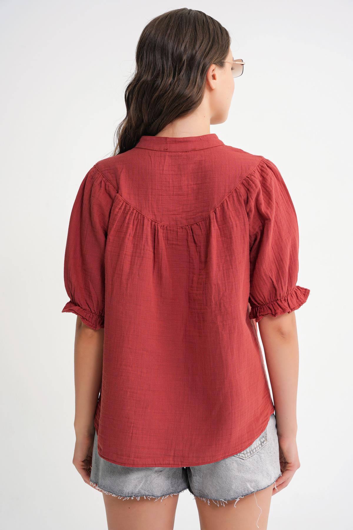 4725 Kadın Büzgü Robalı Kolu Fırfırlı Müslin Gömlek Kızılcık