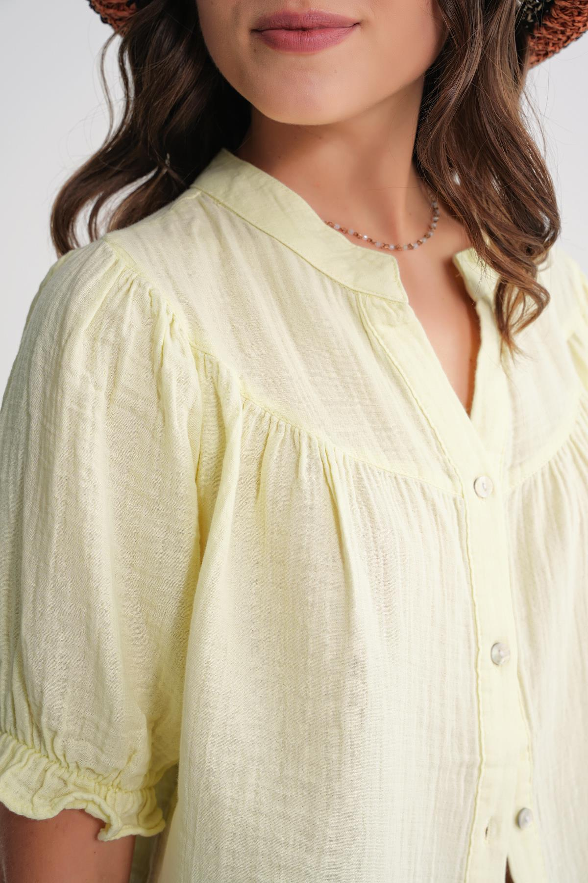4725 Kadın Büzgü Robalı Kolu Fırfırlı Müslin Gömlek Pastel Sarısı