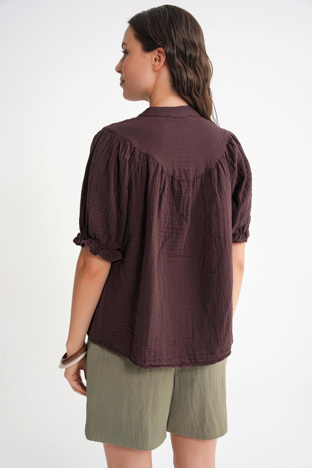 4725 Kadın Büzgü Robalı Kolu Fırfırlı Müslin Gömlek Kahve