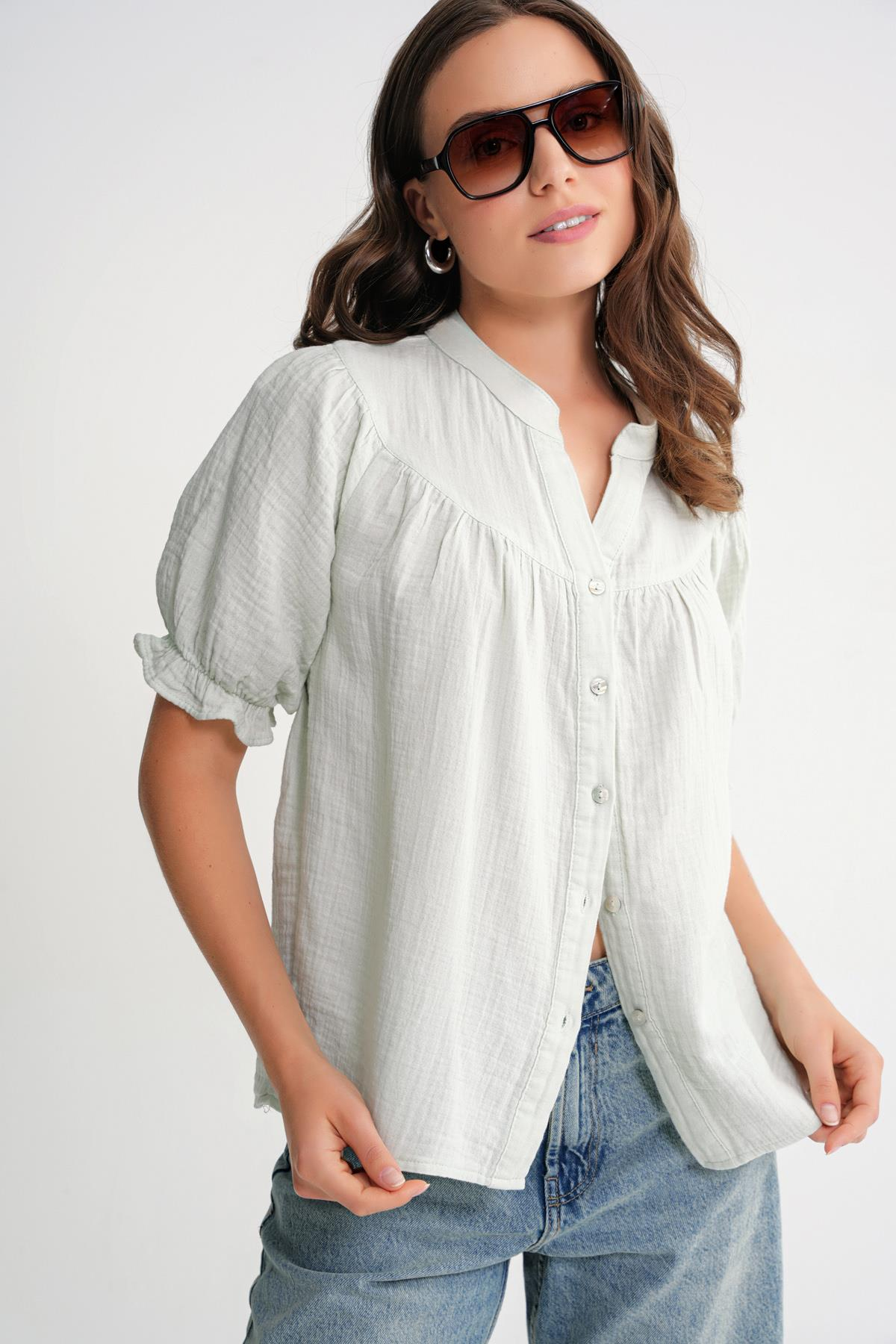 4725 Kadın Büzgü Robalı Kolu Fırfırlı Müslin Gömlek Adaçayı