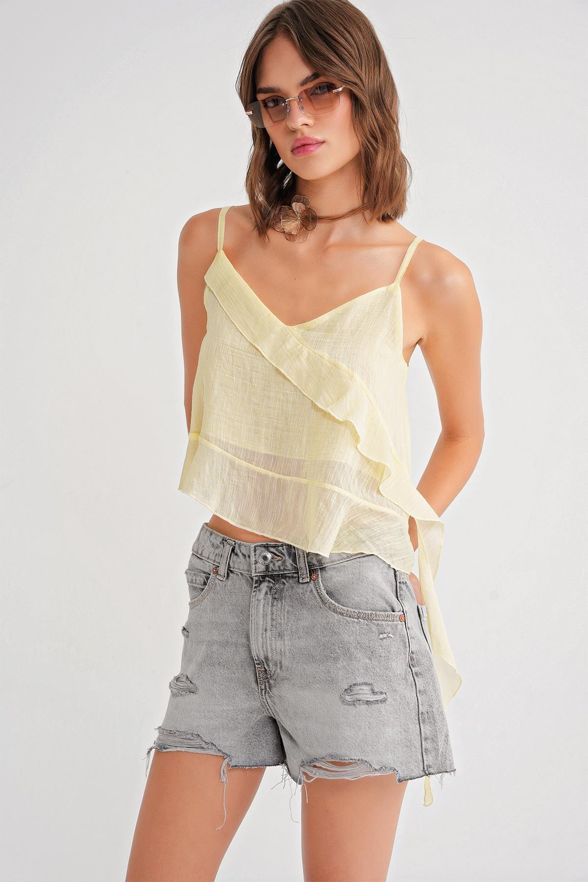 4736 Kadın Fırfırlı Askılı Bluz Sarı