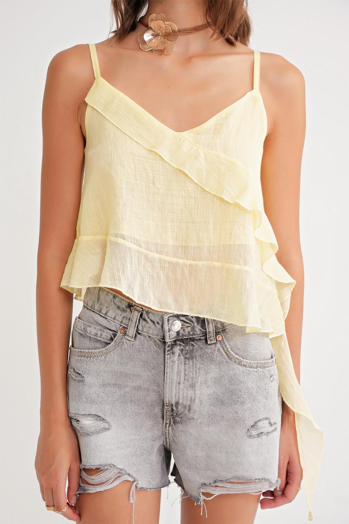 4736 Kadın Fırfırlı Askılı Bluz Sarı