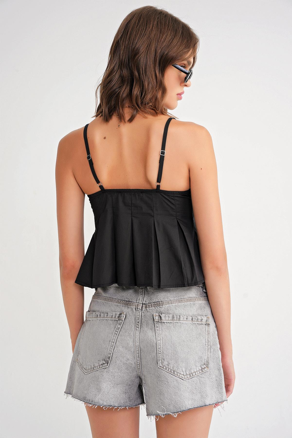 4737 Kadın Düğmeli Kuplu Pileli Bluz Siyah