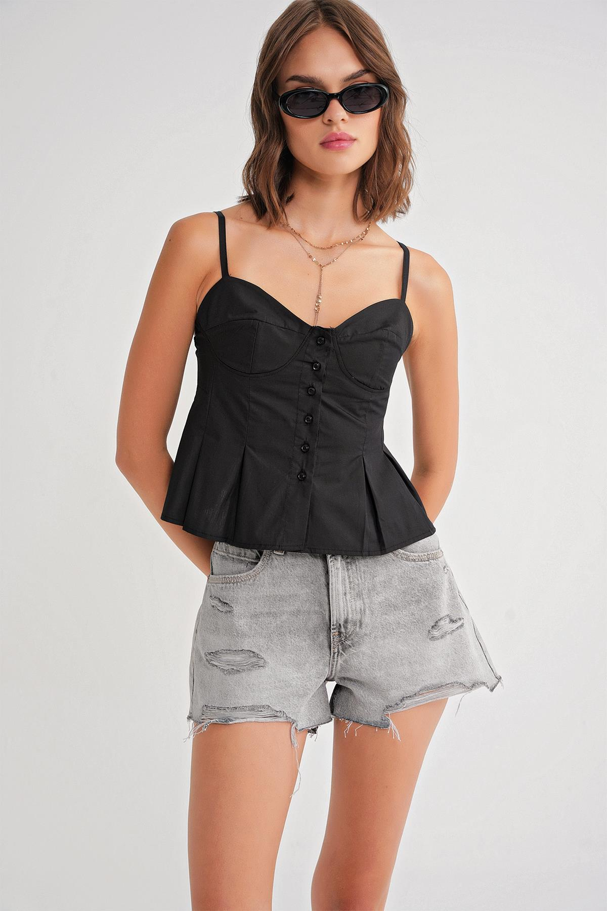 4737 Kadın Düğmeli Kuplu Pileli Bluz Siyah