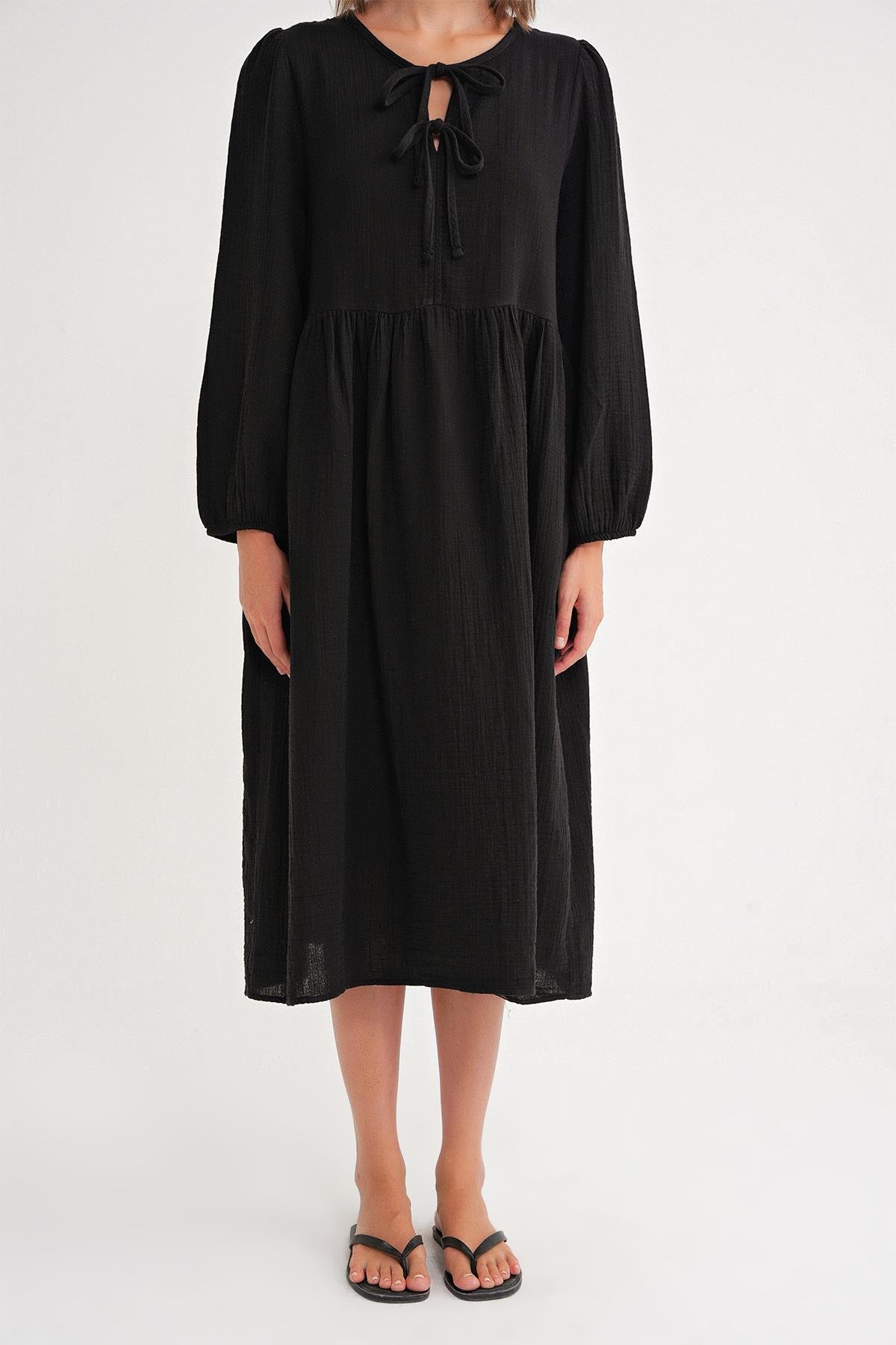4739 Kadın Yakası Bağlamalı Müslin Midi Elbise Siyah