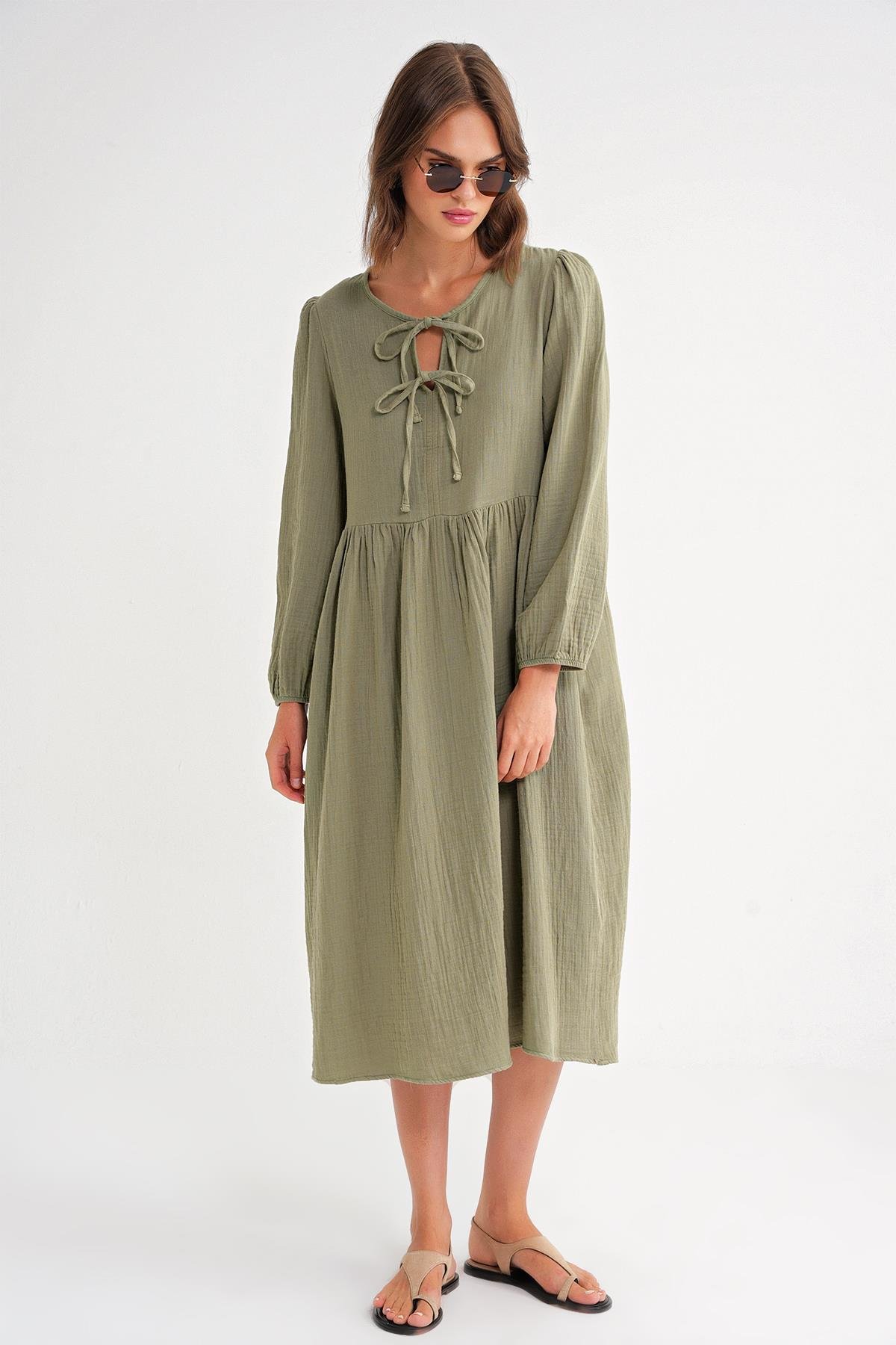 4739 Kadın Yakası Bağlamalı Müslin Midi Elbise Çağla