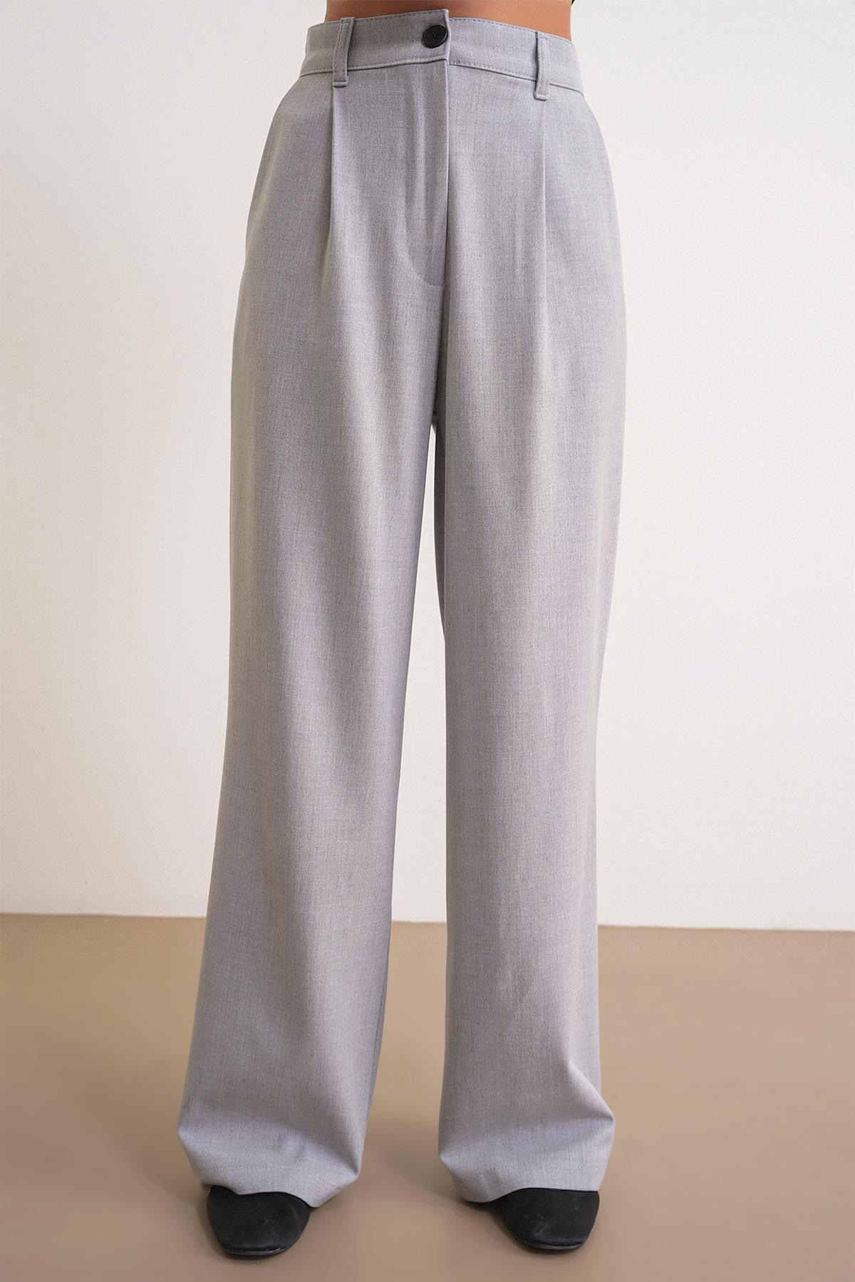 4747 Kadın Cepli Geniş Paça Dökümlü Palazzo Pantolon Gri