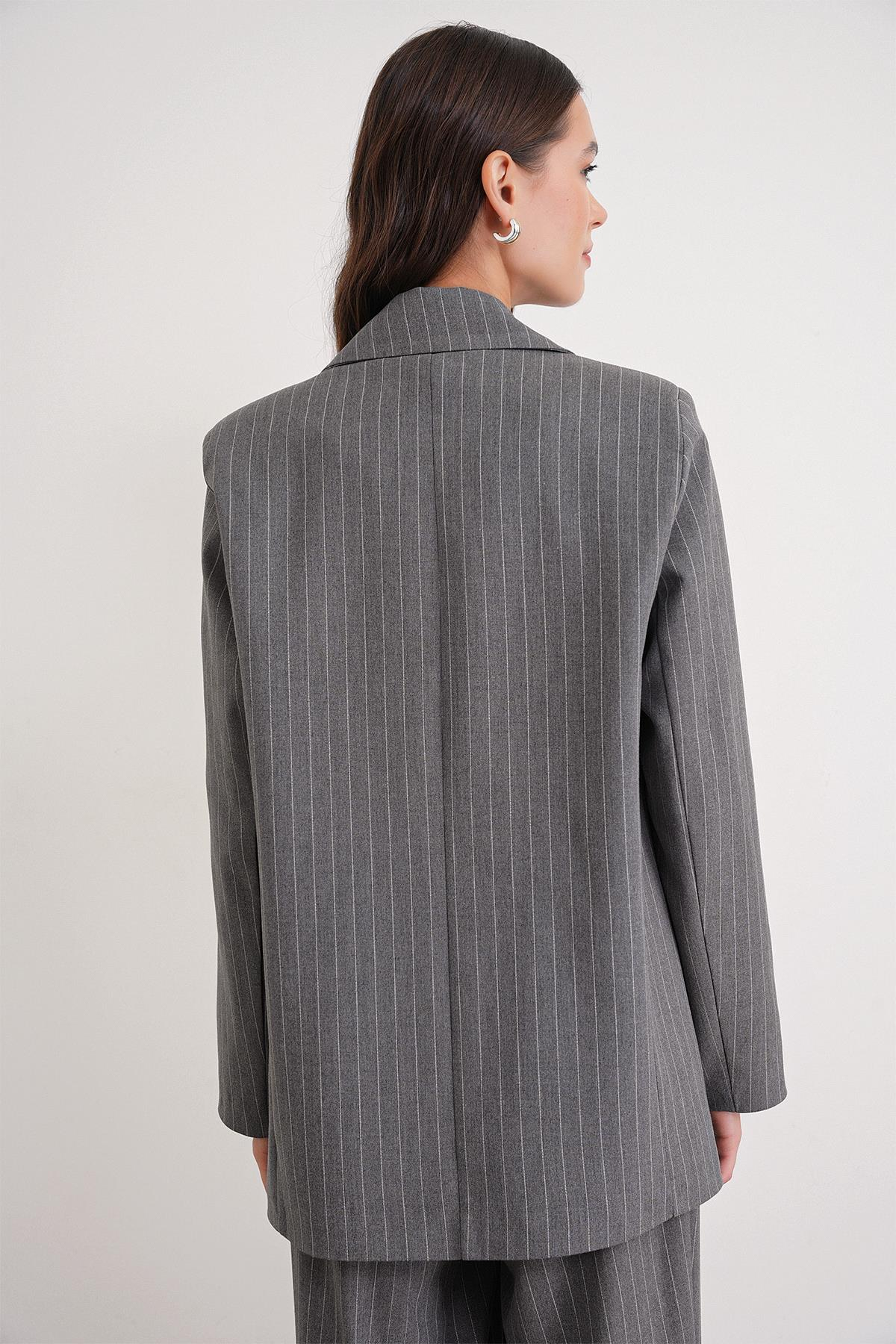 4753 Kadın Çizgili Oversize Blazer Ceket Gri