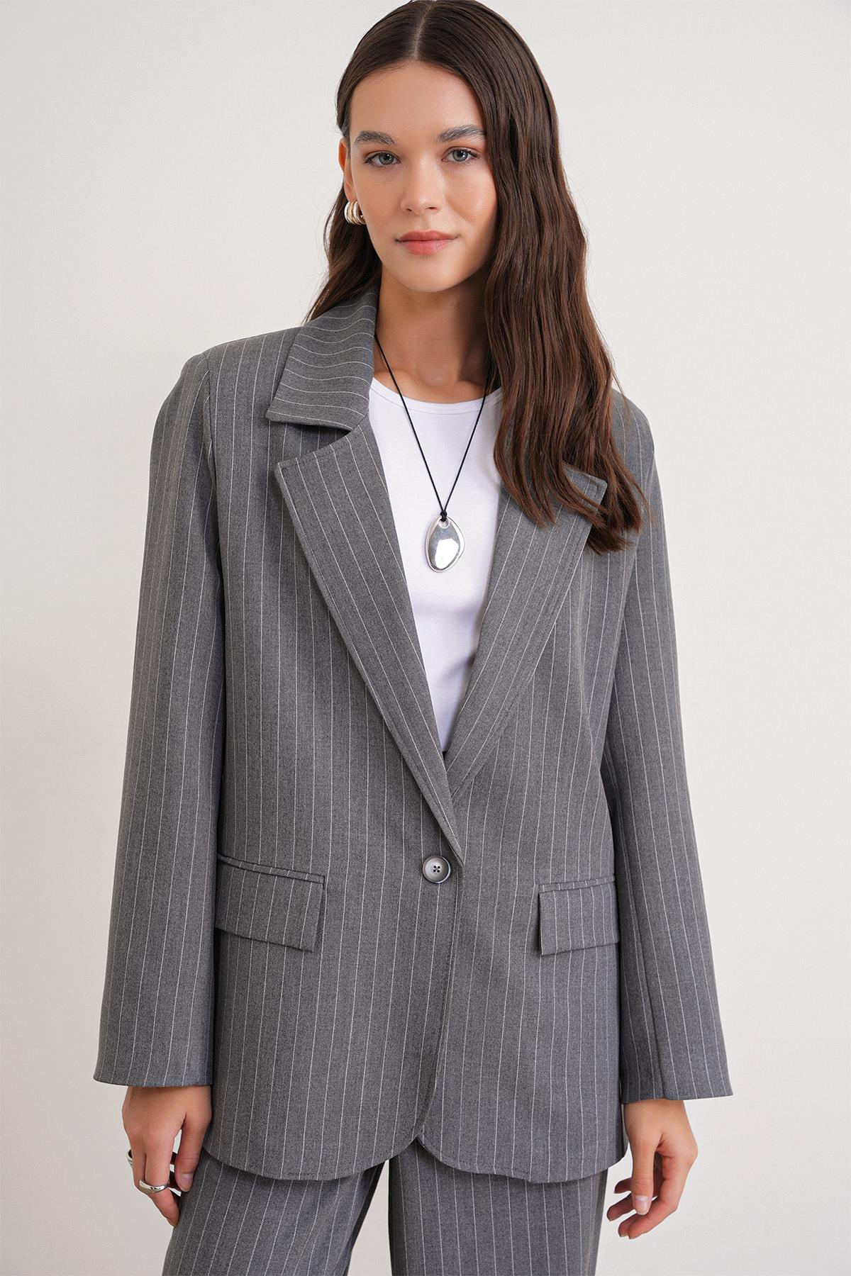 4753 Kadın Çizgili Oversize Blazer Ceket Gri