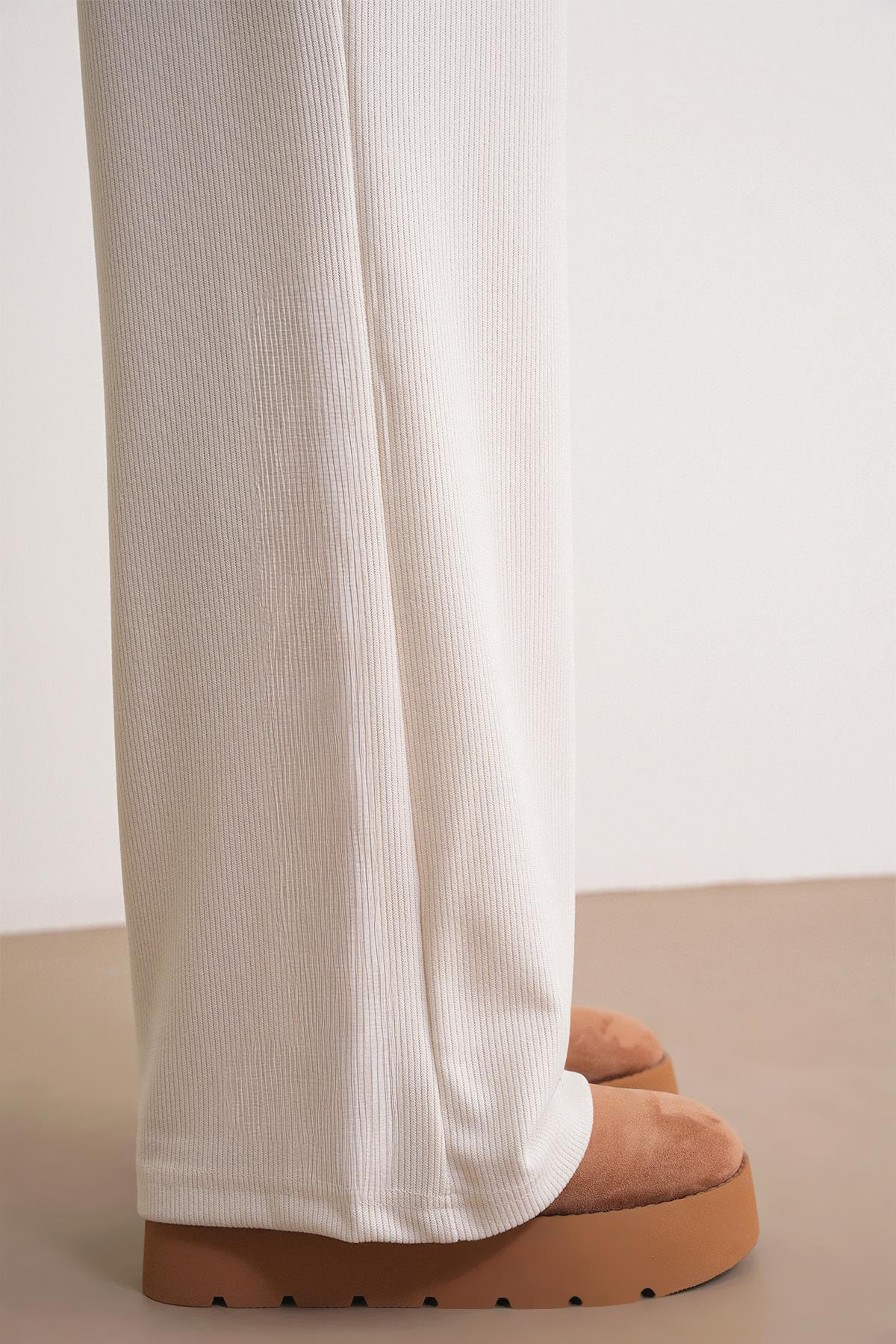 4757 Kadın Lastikli Fitilli Bol Paça Örme Dökümlü Pantalon Taş