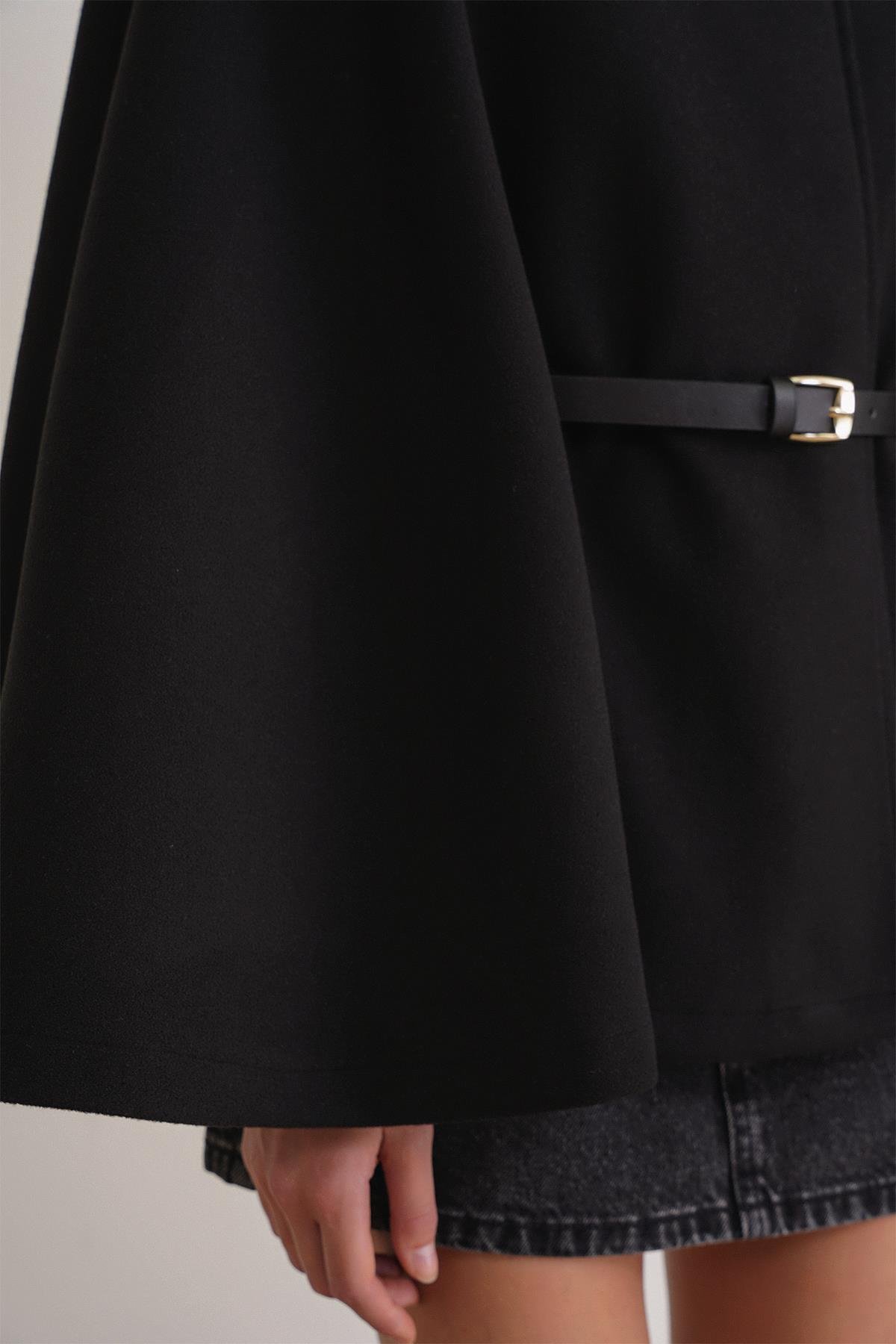 4768 Kadın Kemerli Panço Premium Kaşe Ceket Siyah