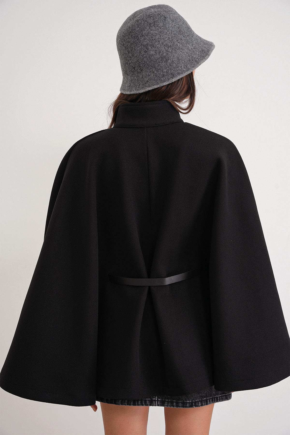 4768 Kadın Kemerli Panço Premium Kaşe Ceket Siyah