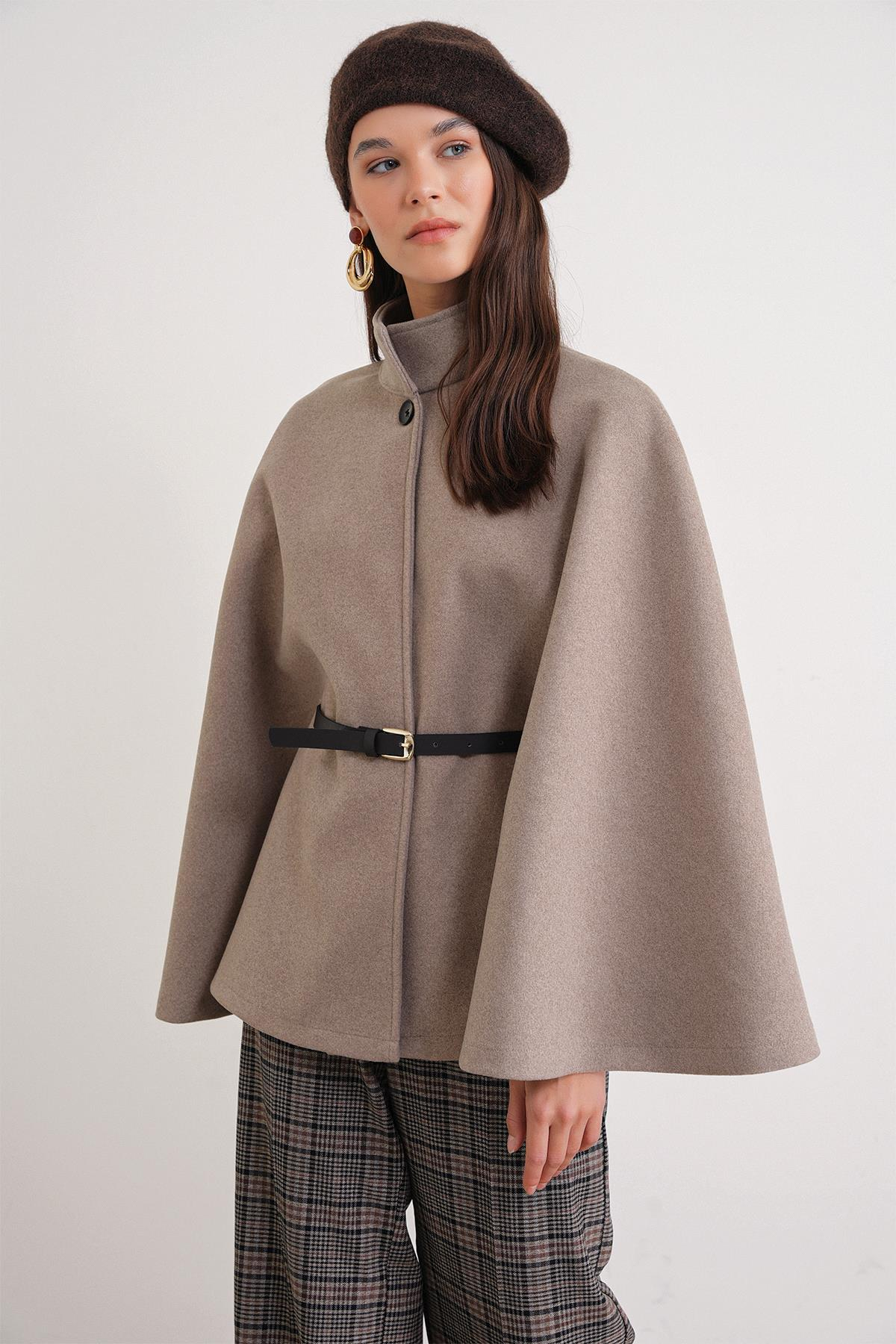 4768 Kadın Kemerli Panço Premium Kaşe Ceket Vizon