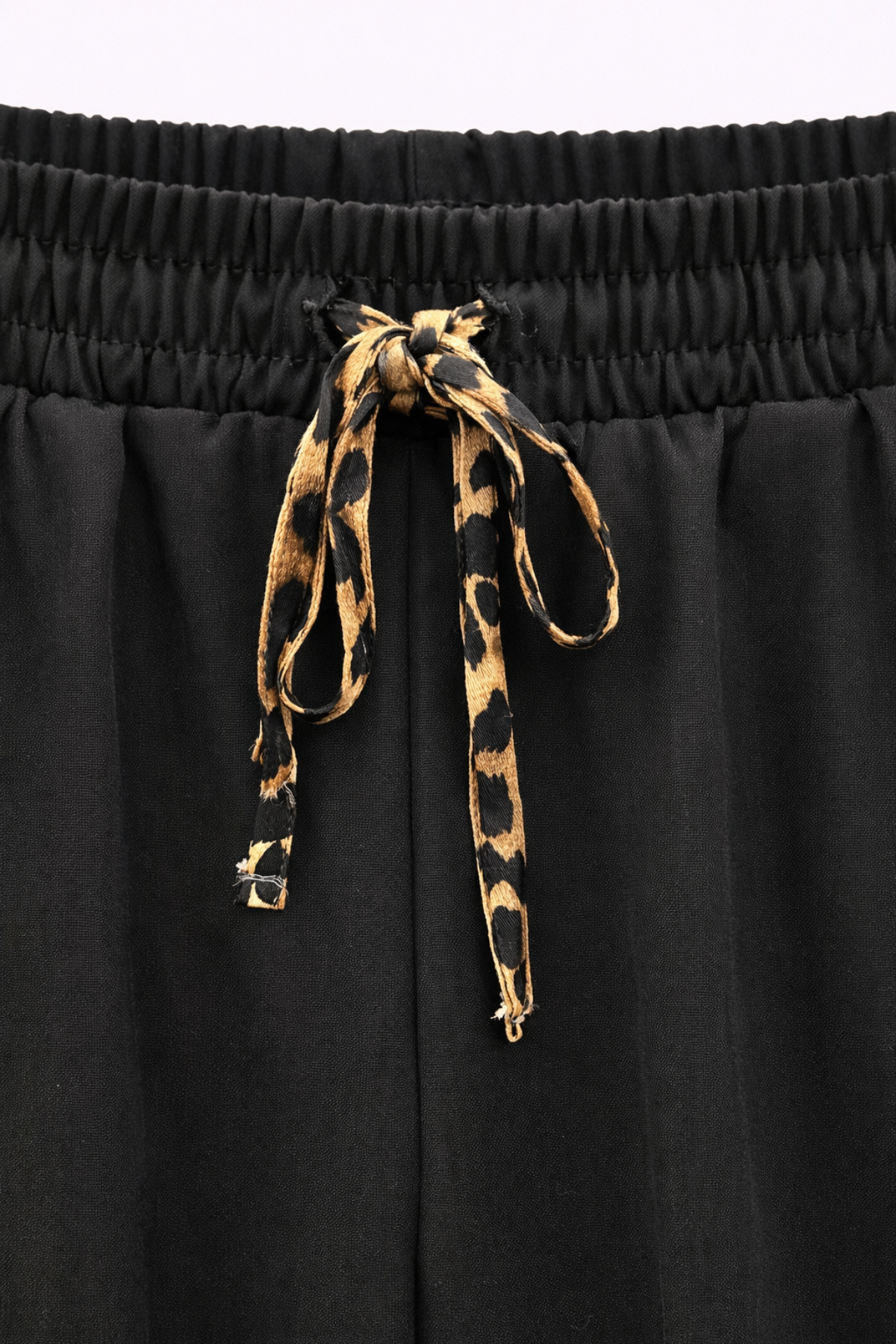 4789 Kadın Leopar Biyeli Havuç Pantolon Siyah