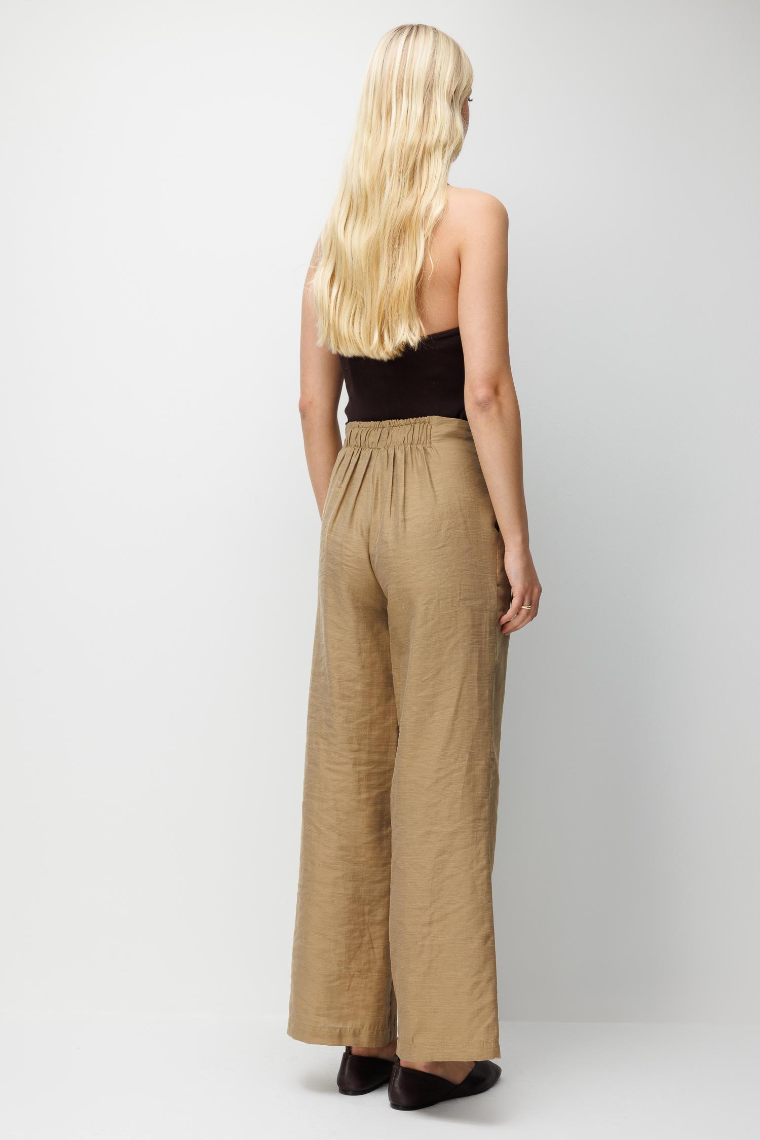 4808 Kadın Toka Detaylı Geniş Paça Pantolon Camel