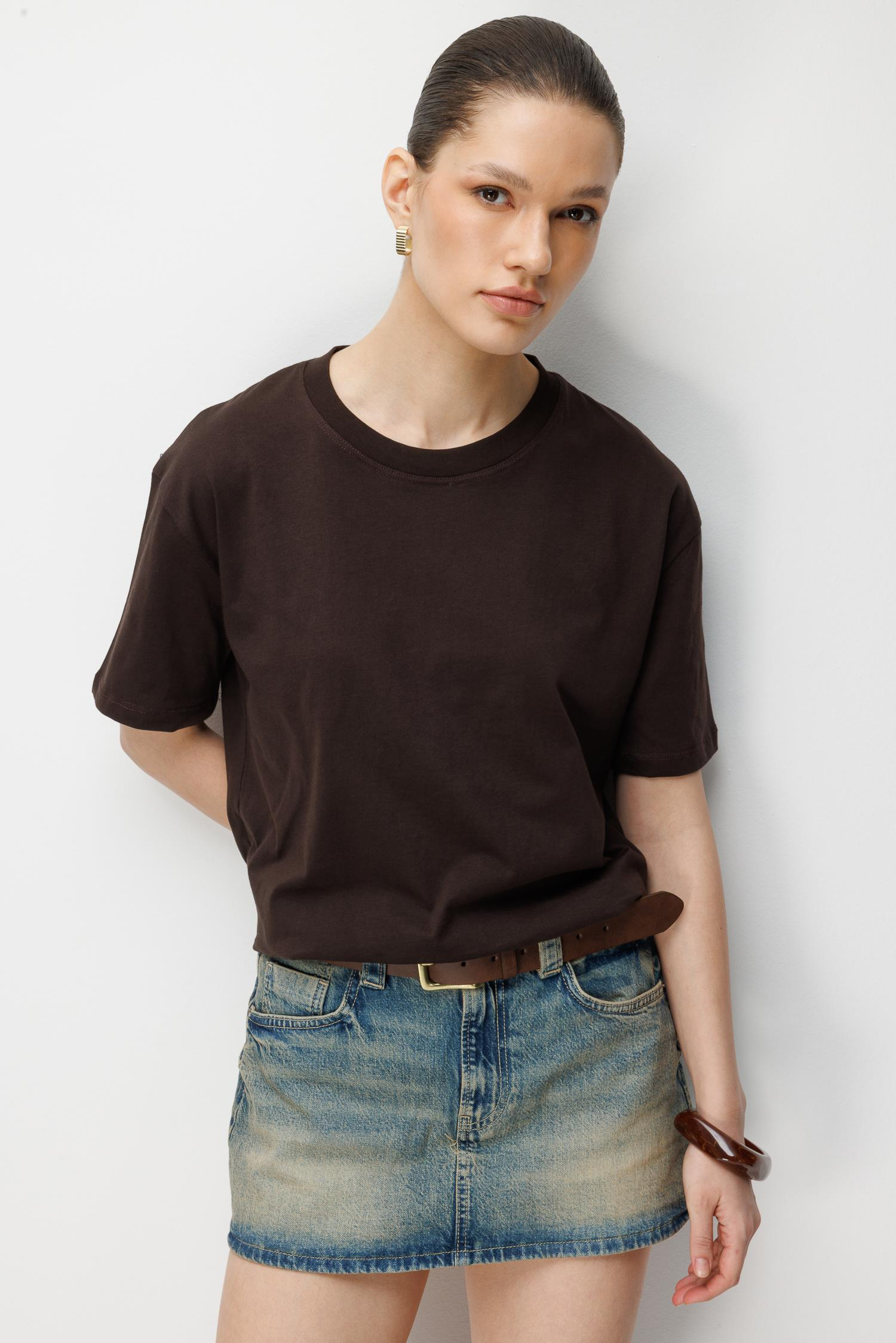 4851 Kadın Oversize Fit Bisiklet Yaka Basic T-Shirt Kahve