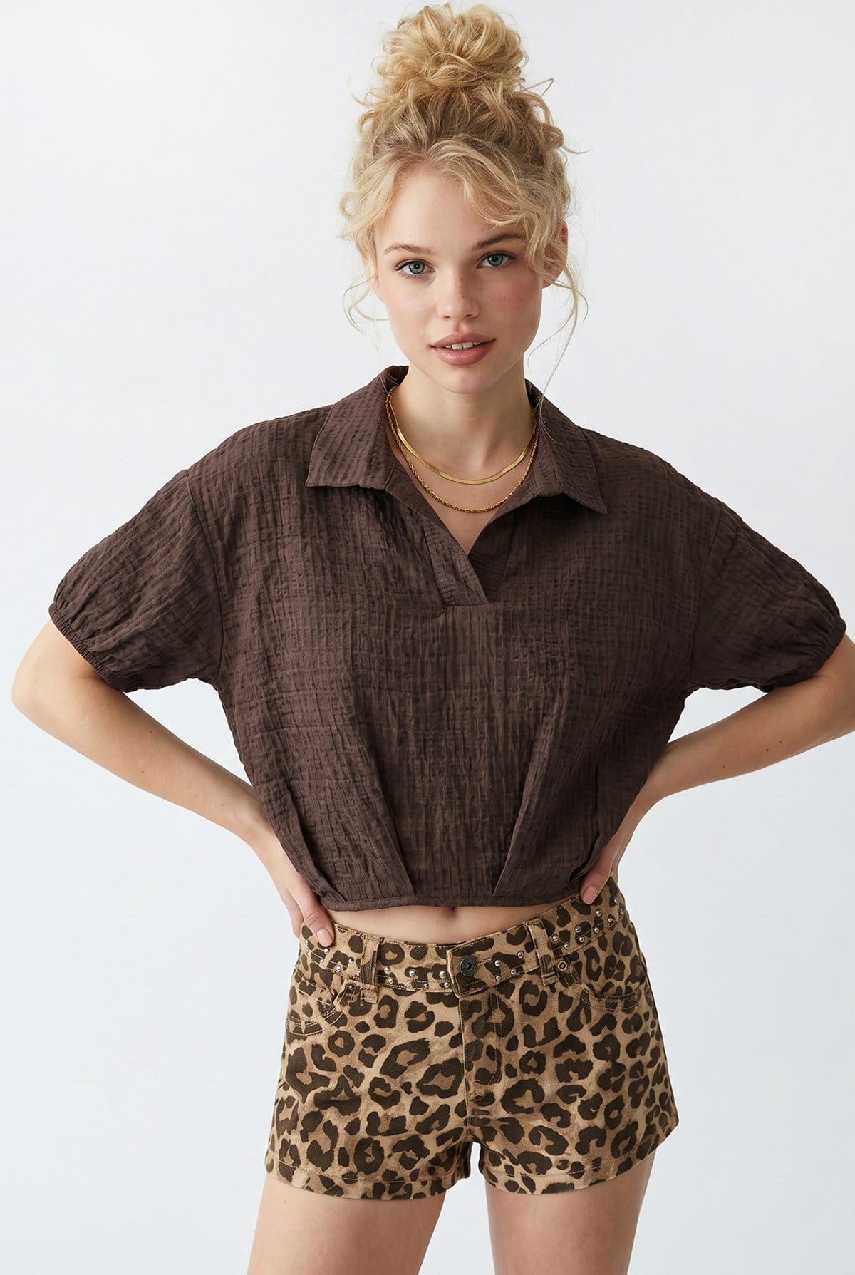 4901 Kadın Polo Yaka Yarım Patlı Kraş Dokulu Crop Bluz Kahve