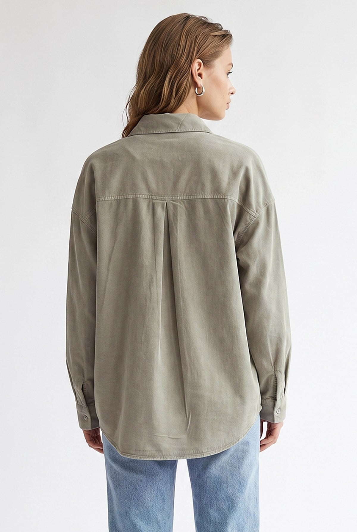 4963 Kadın Tencel Kumaş Oversize Cepli Uzun Kollu Gömlek Vizon