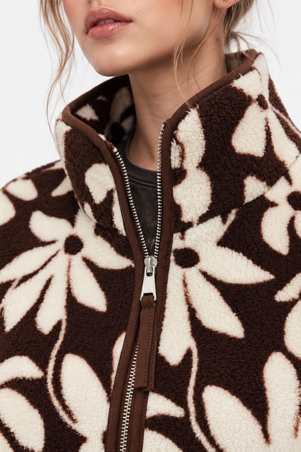 4981 Kadın Kahve Çiçek Desenli Cepli Yumuşak Dokulu Polar Sweatshirt