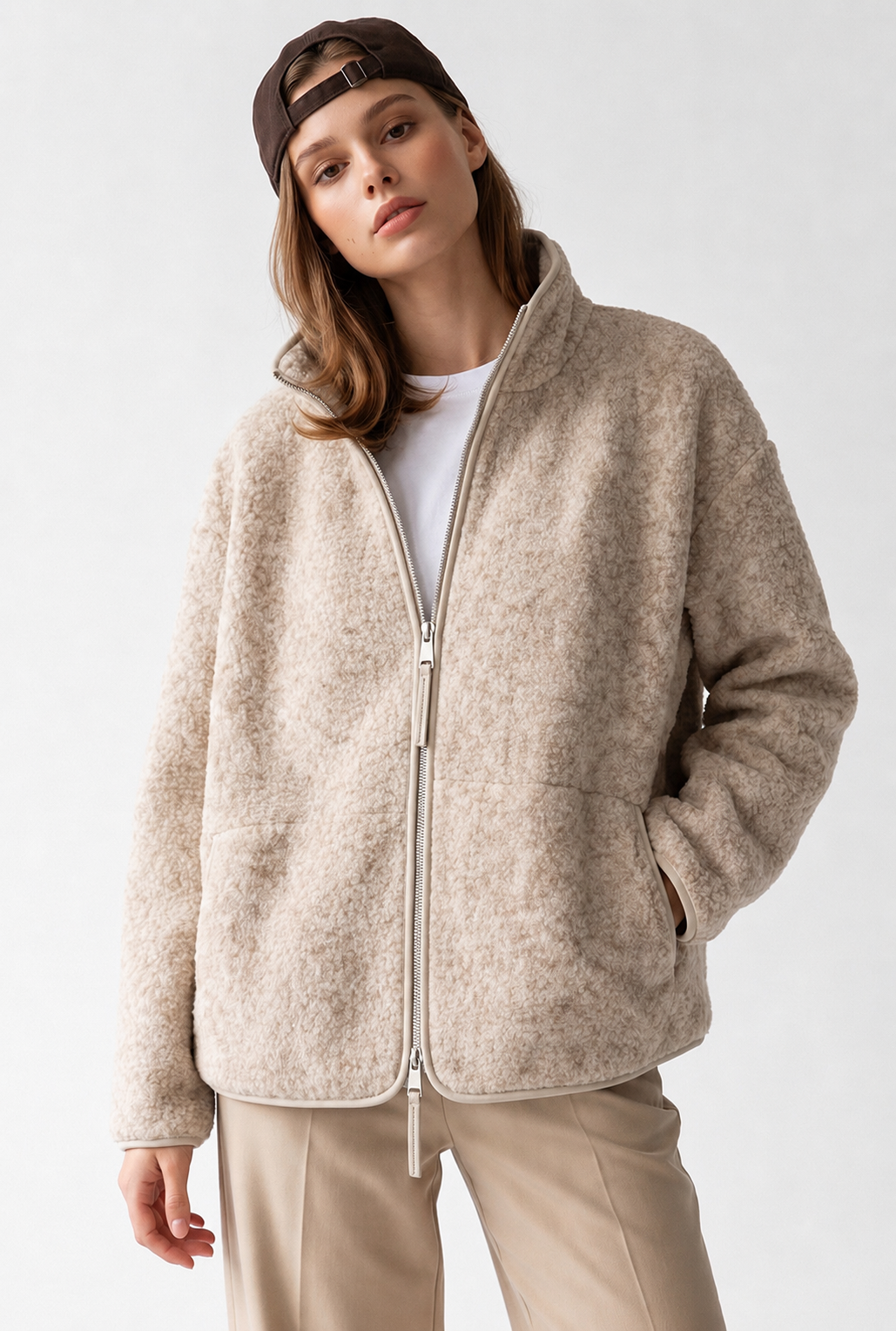 4984 Kadın Fermuarlı Önden Cepli Dik Yaka Sweatshirt Naturel