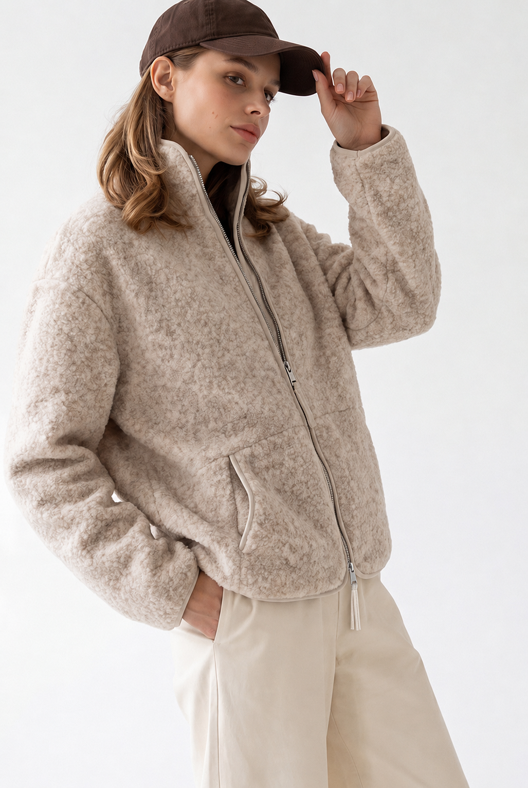 4984 Kadın Fermuarlı Önden Cepli Dik Yaka Sweatshirt Naturel