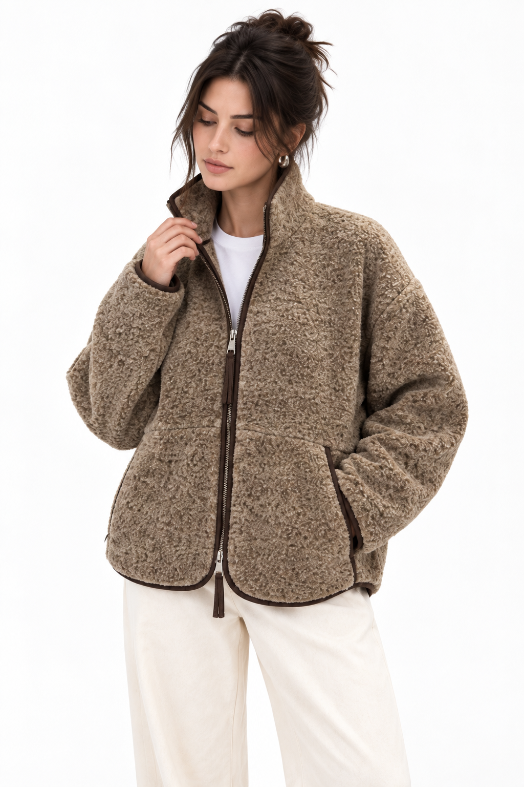 4984 Kadın Fermuarlı Önden Cepli Yumuşak Dokulu Dik Yaka Polar Sweatshirt Bej