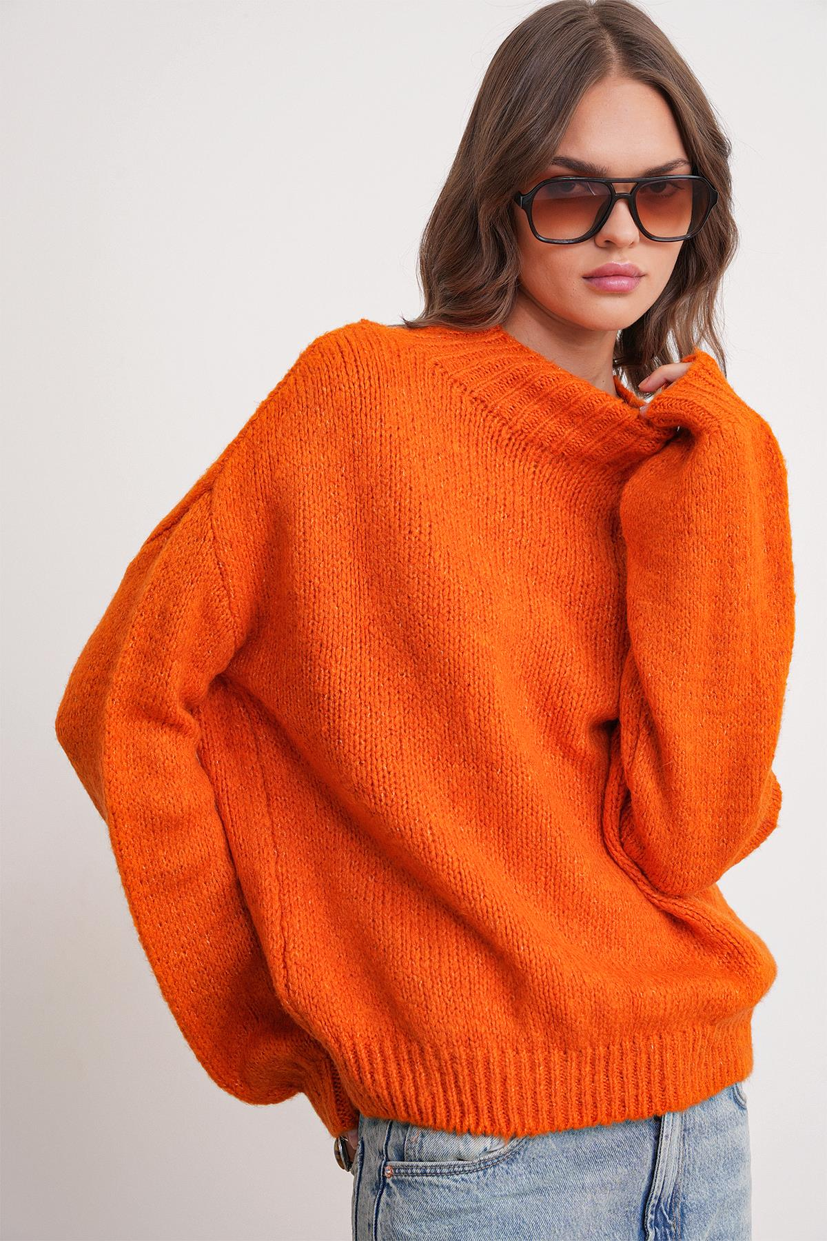 6700 Kadın Dik Yaka Balon Triko Kazak Oranj