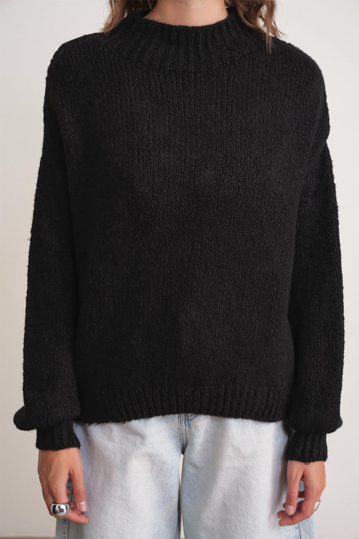 6700 Kadın Dik Yaka Balon Triko Kazak Siyah